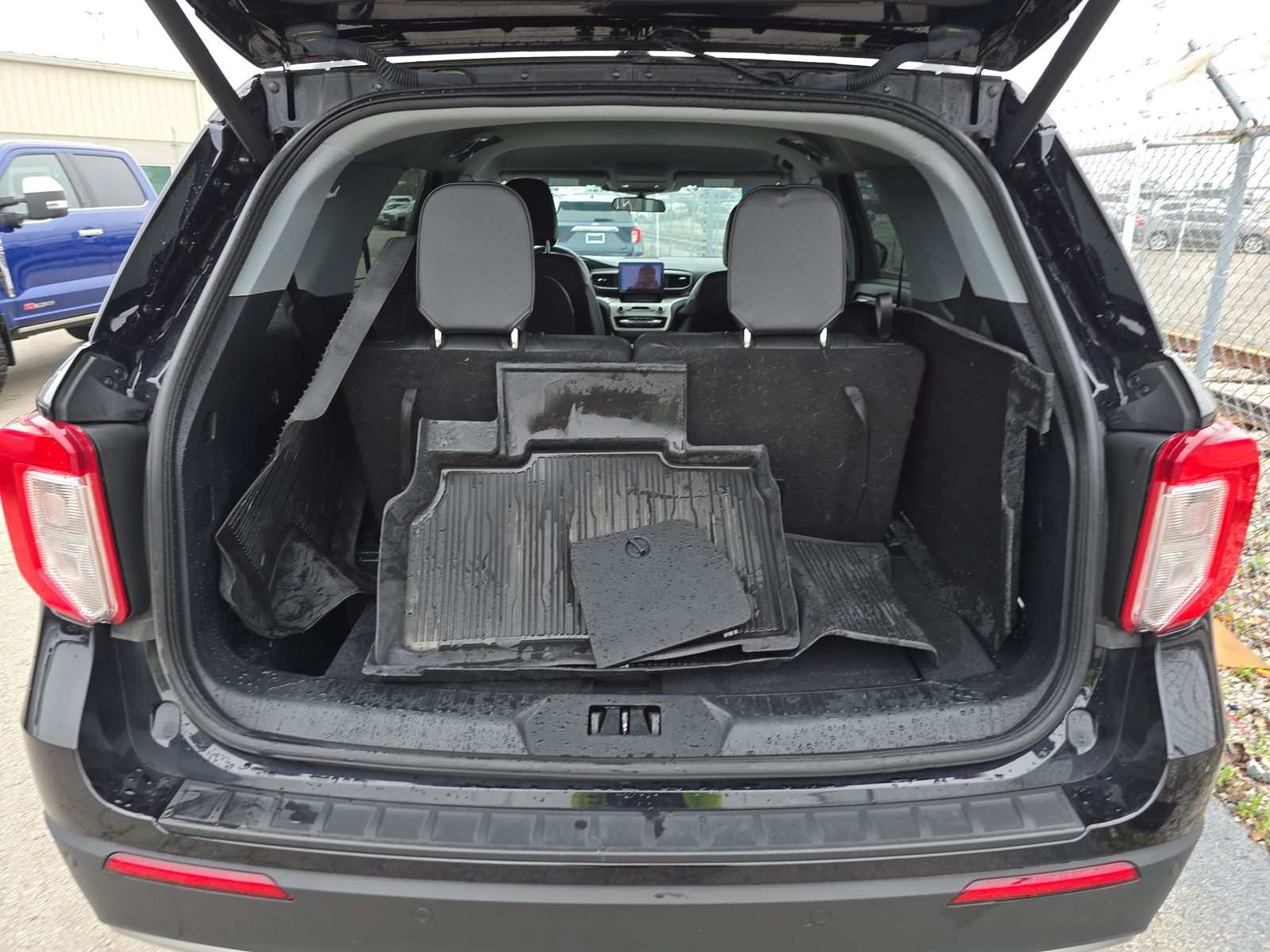 2023 Ford Explorer XLT AWD