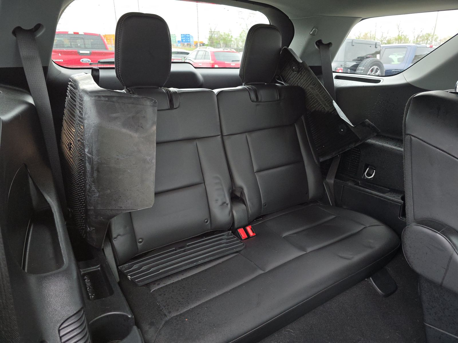 2023 Ford Explorer XLT AWD