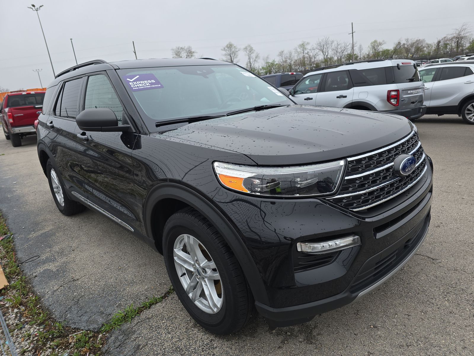 2023 Ford Explorer XLT AWD