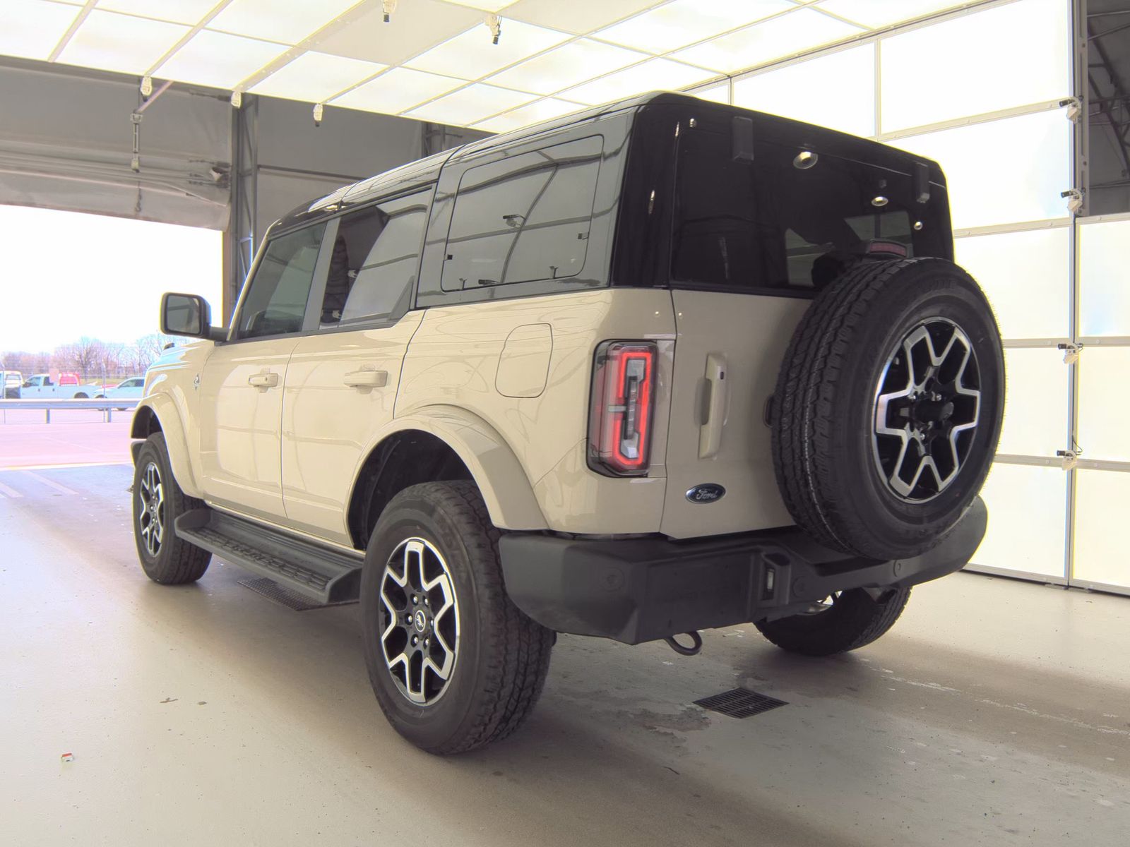 FORD BRONCO - 9