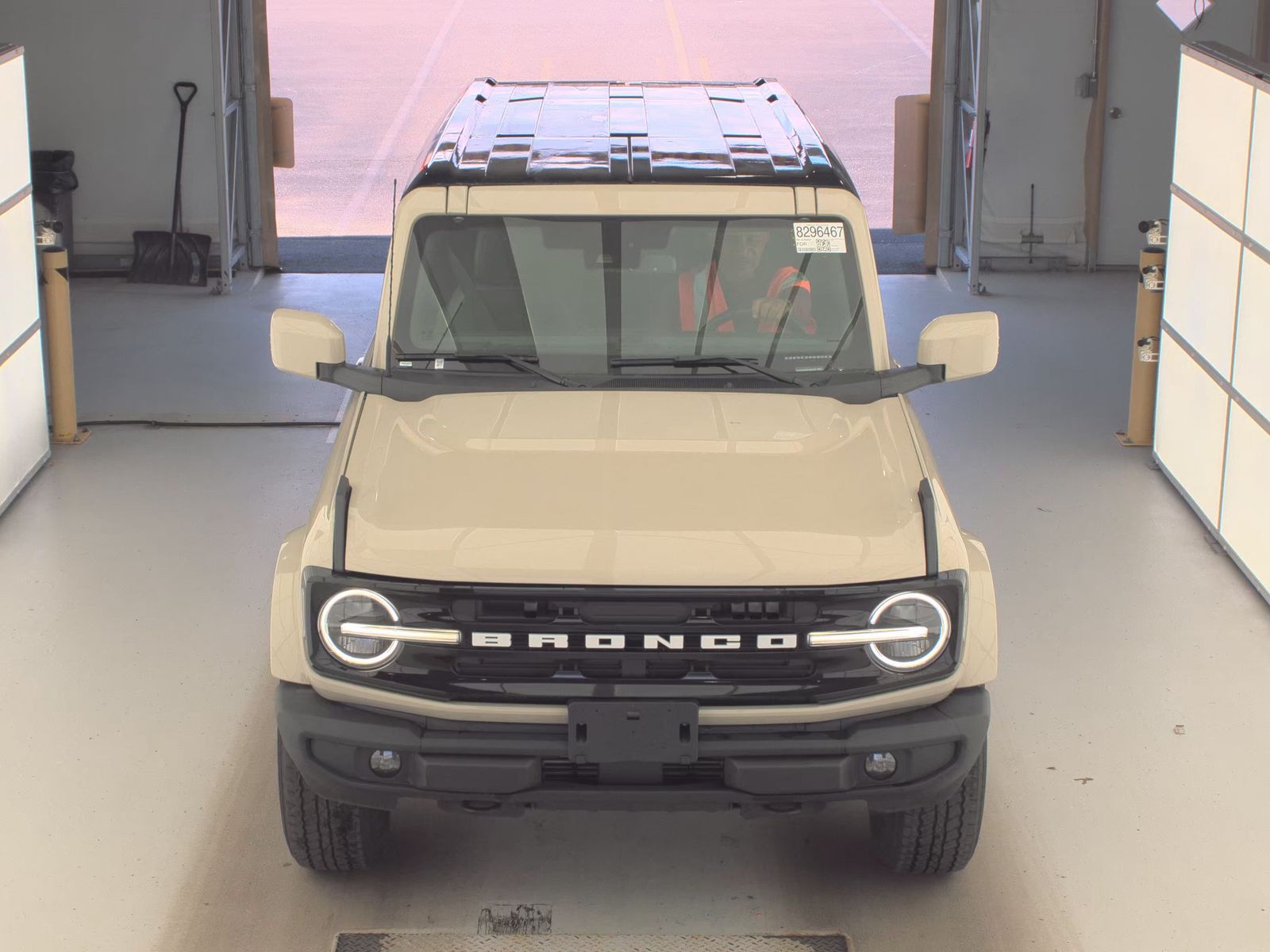 FORD BRONCO - 3