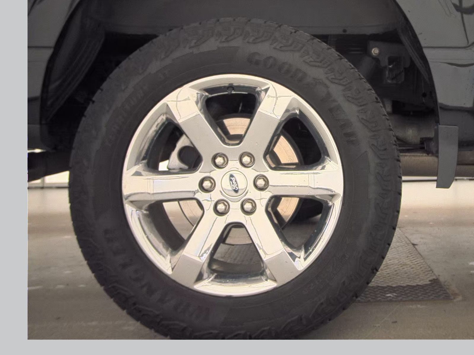 2023 Ford F-150 Hybrid Lariat AWD