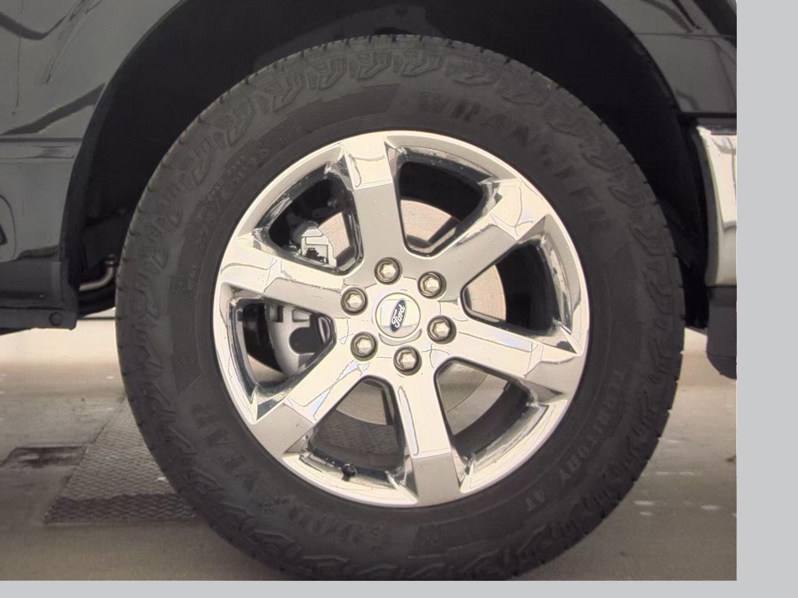 2023 Ford F-150 Hybrid Lariat AWD