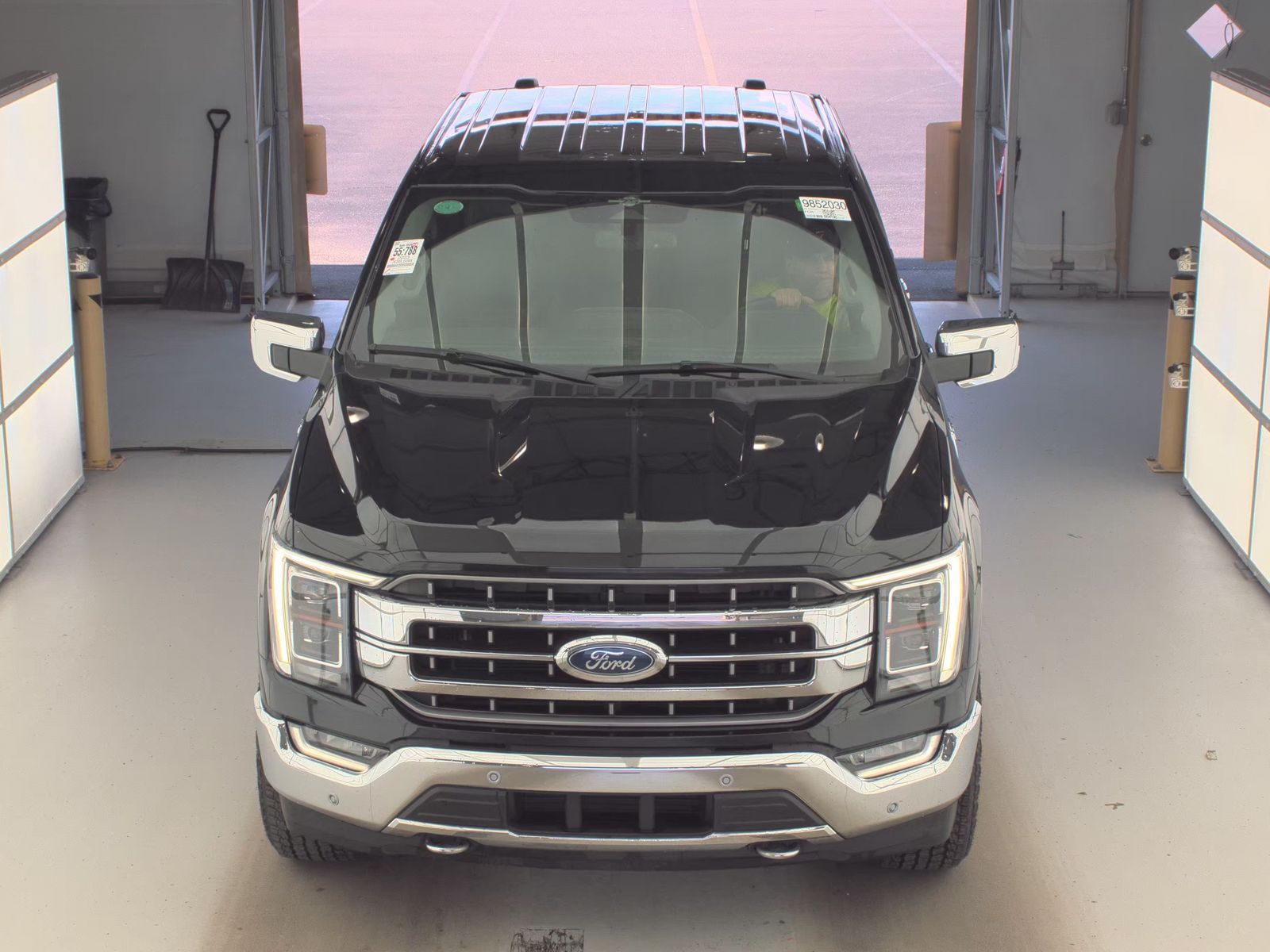 2023 Ford F-150 Hybrid Lariat AWD