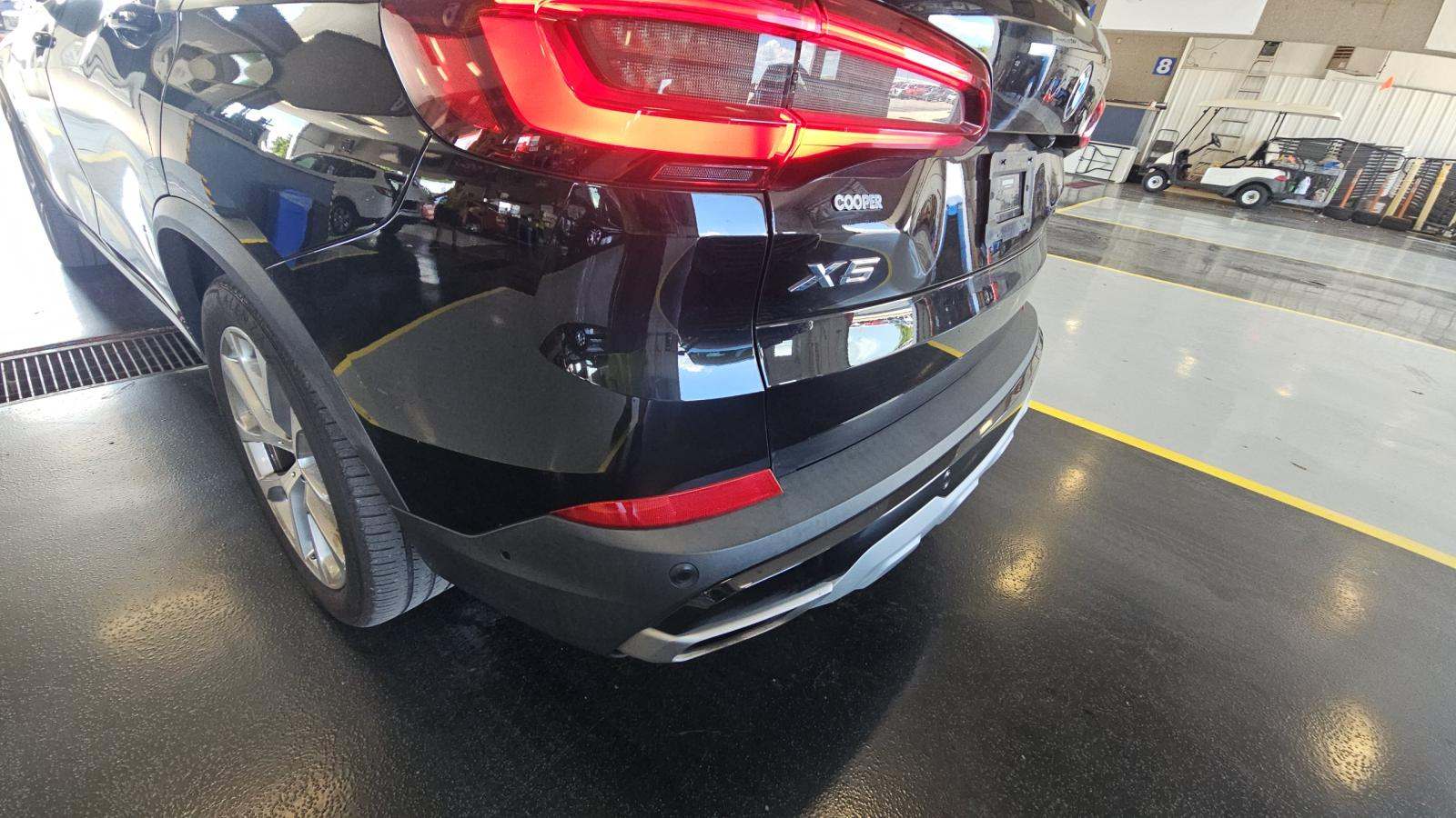 2021 BMW X5 sDrive40i RWD
