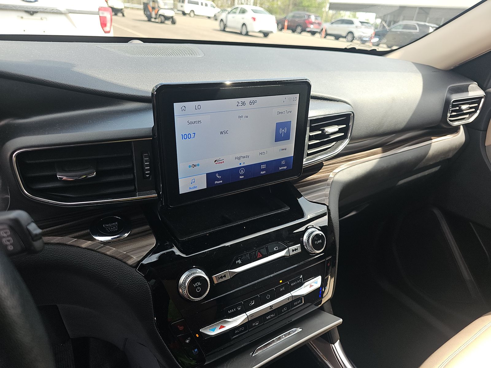 2022 Ford Explorer Limited AWD