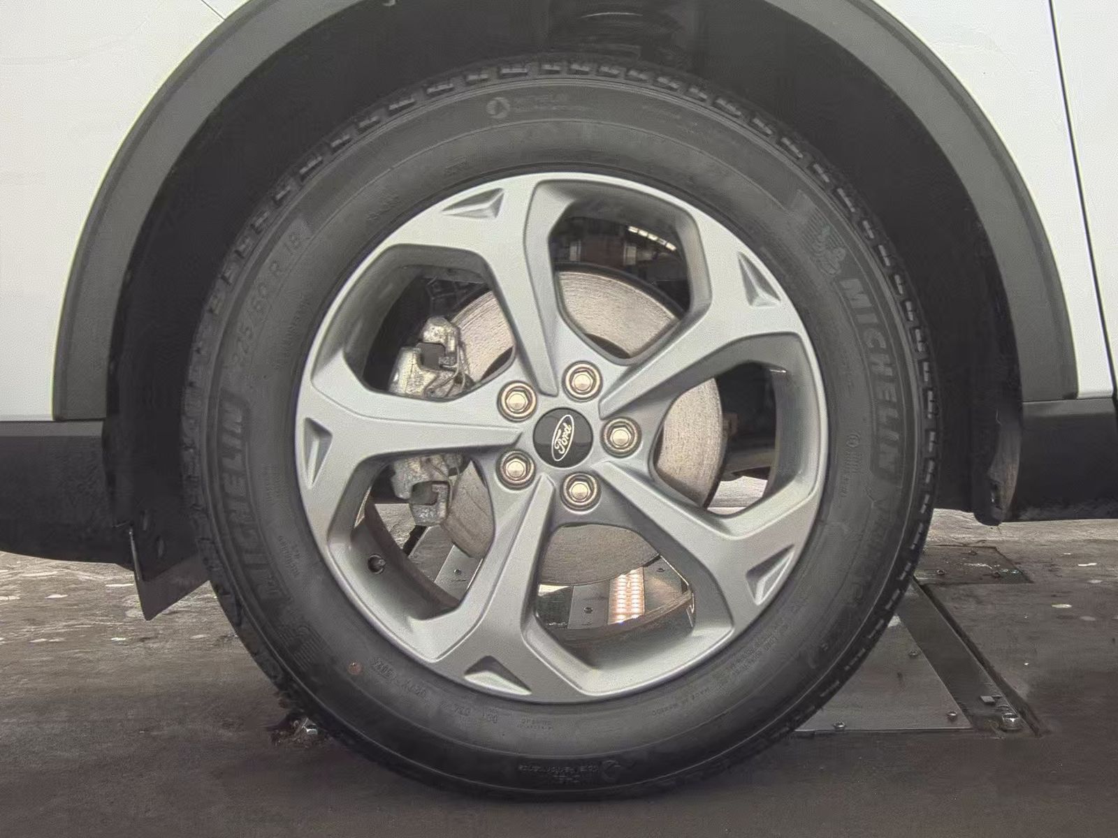 2025 Ford Escape Hybrid ST-Line Elite AWD