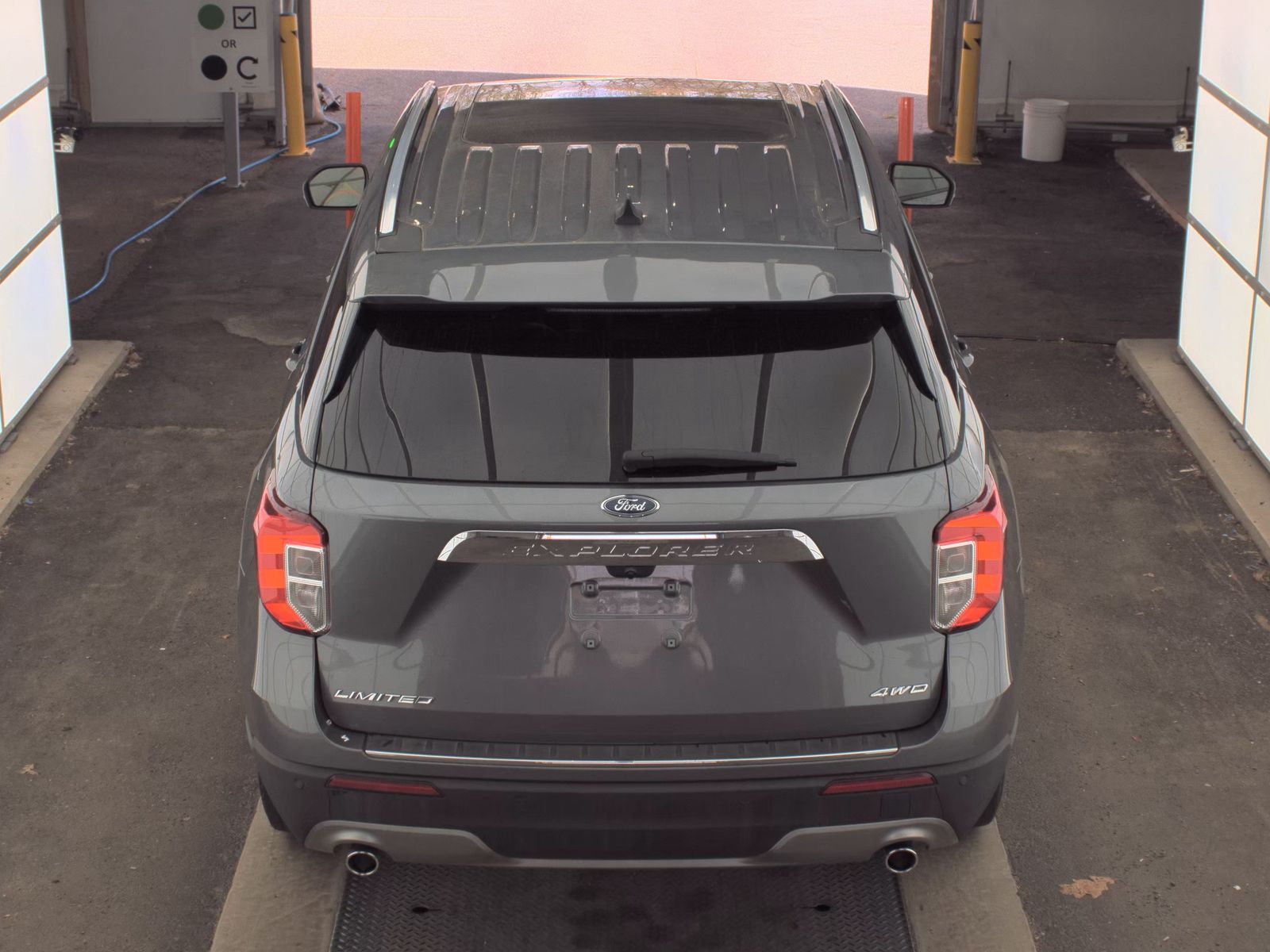 2022 Ford Explorer Limited AWD