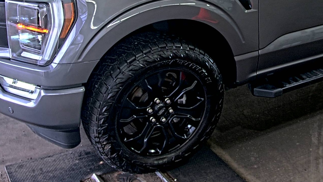 2023 Ford F-150 Lariat AWD