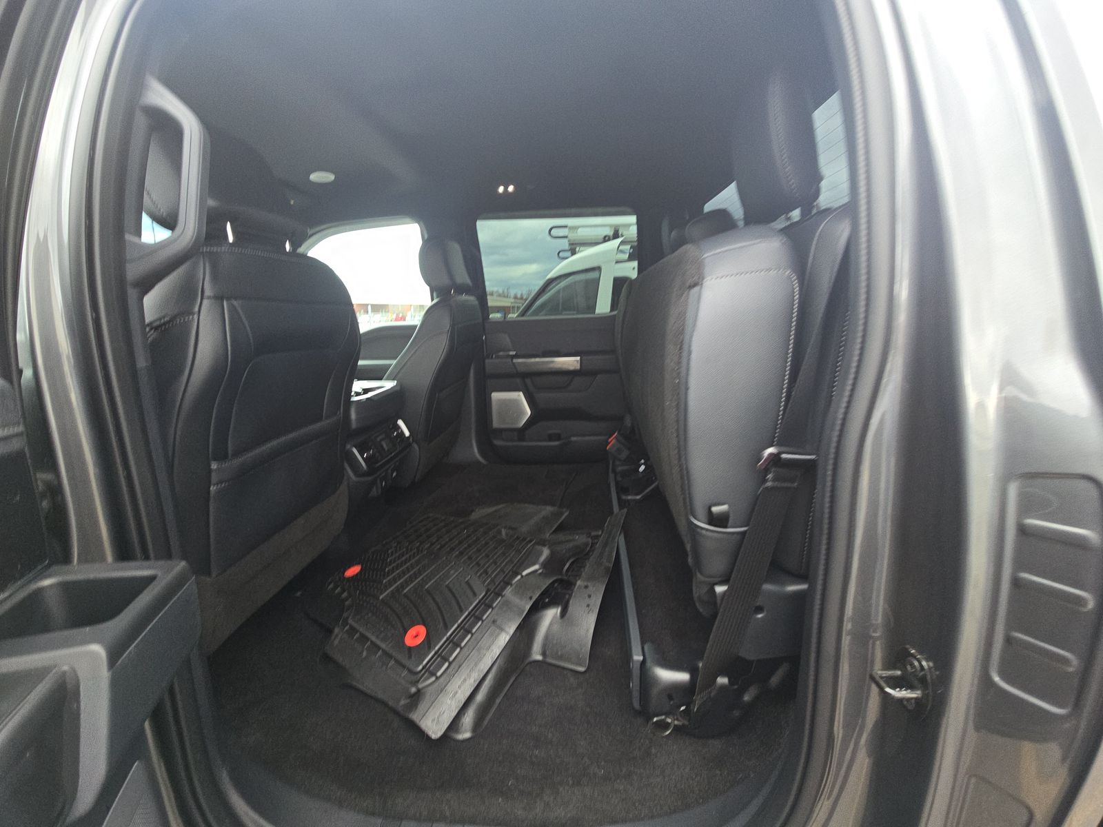 2023 Ford F-150 Lariat AWD