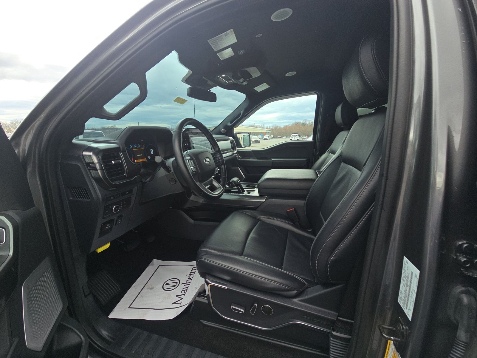 2023 Ford F-150 Lariat AWD