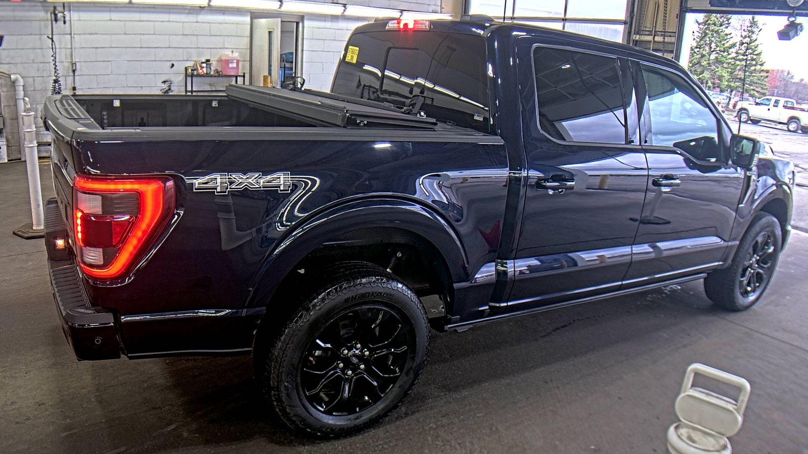 2023 Ford F-150 Platinum AWD