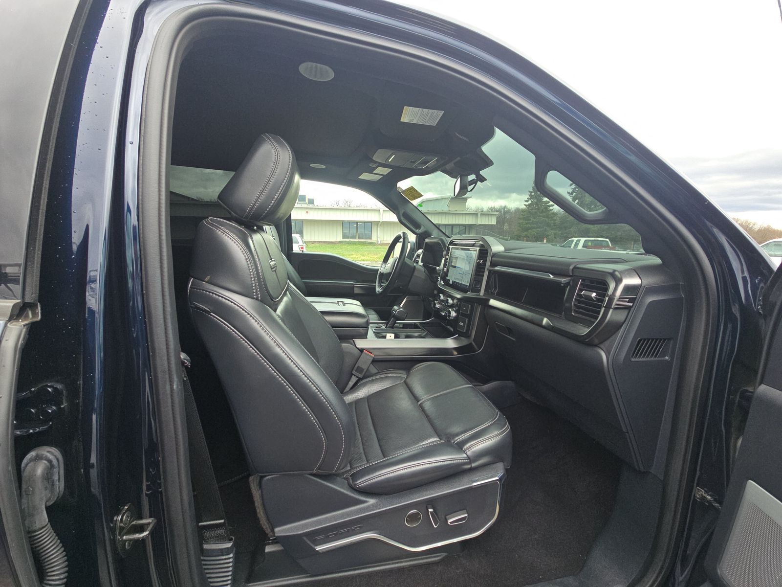 2023 Ford F-150 Platinum AWD