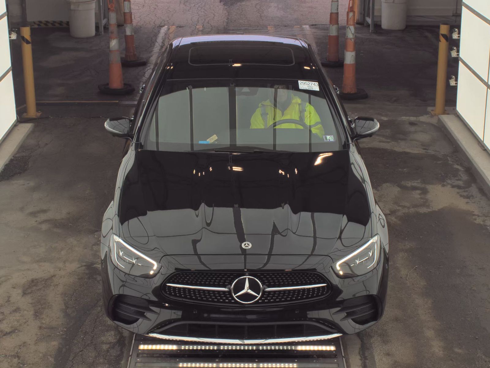 MERCEDES-BENZ E-CLASS - 3