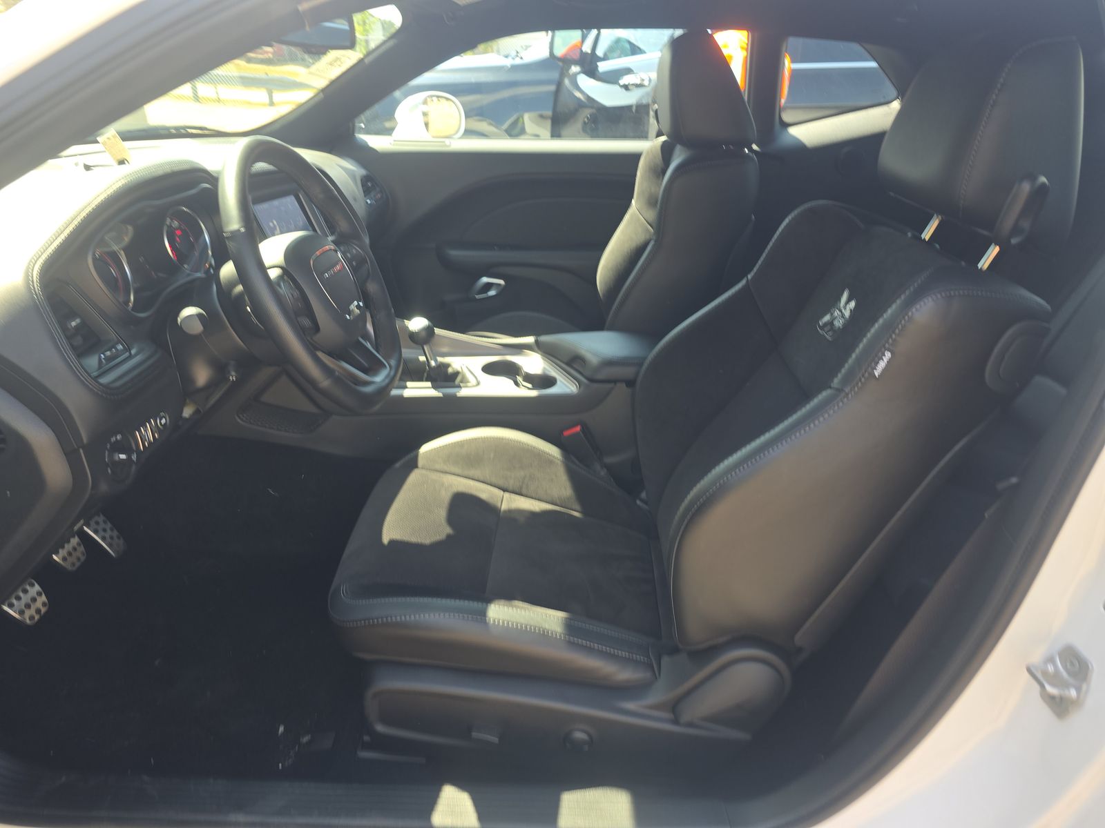 DODGE CHALLENGER - 8