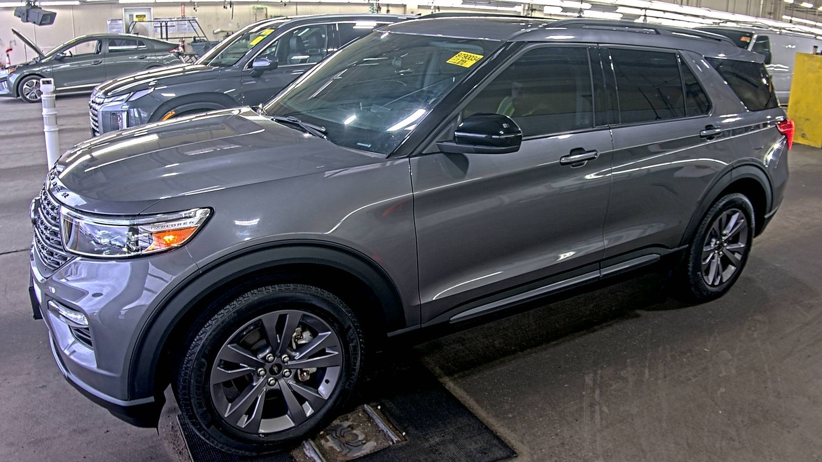 2022 Ford Explorer XLT AWD