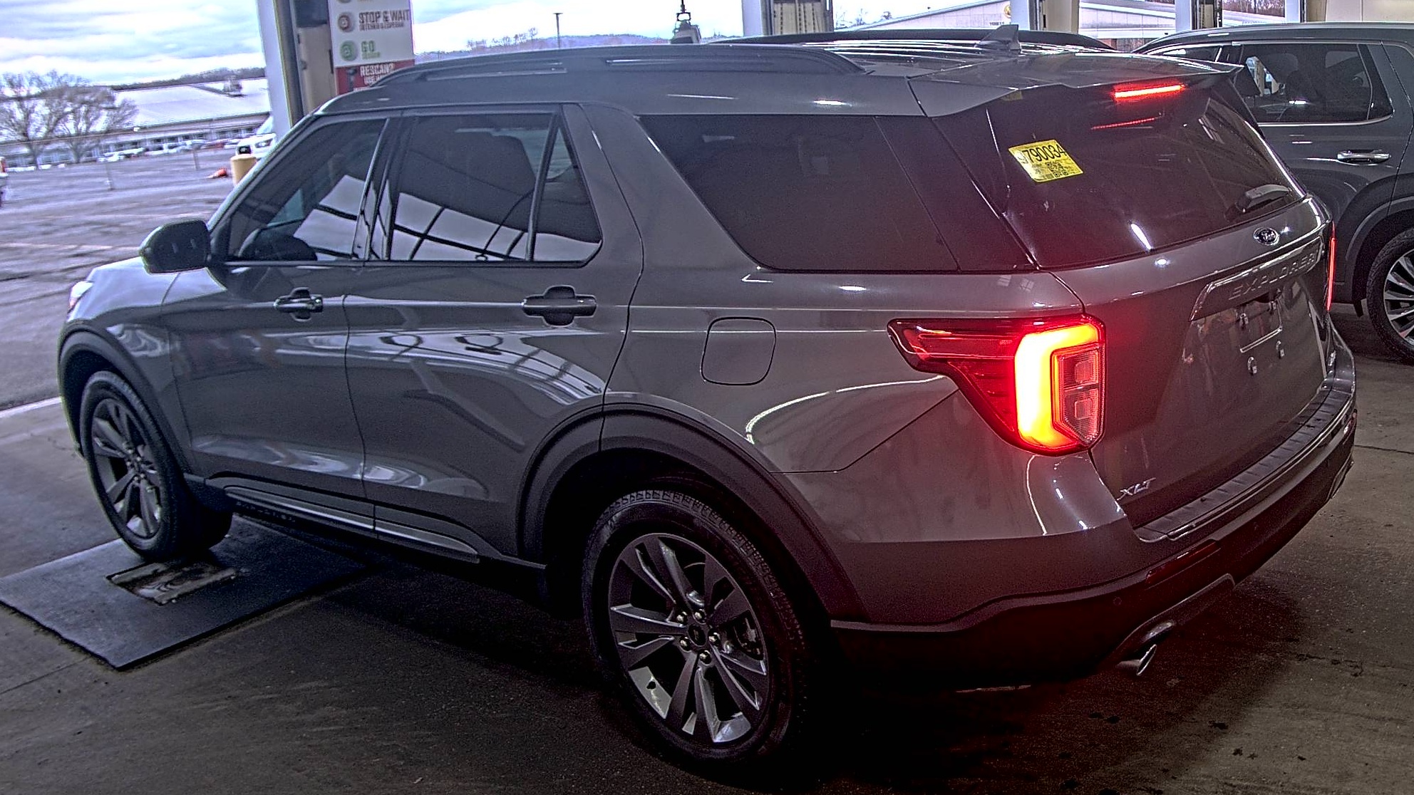 2022 Ford Explorer XLT AWD