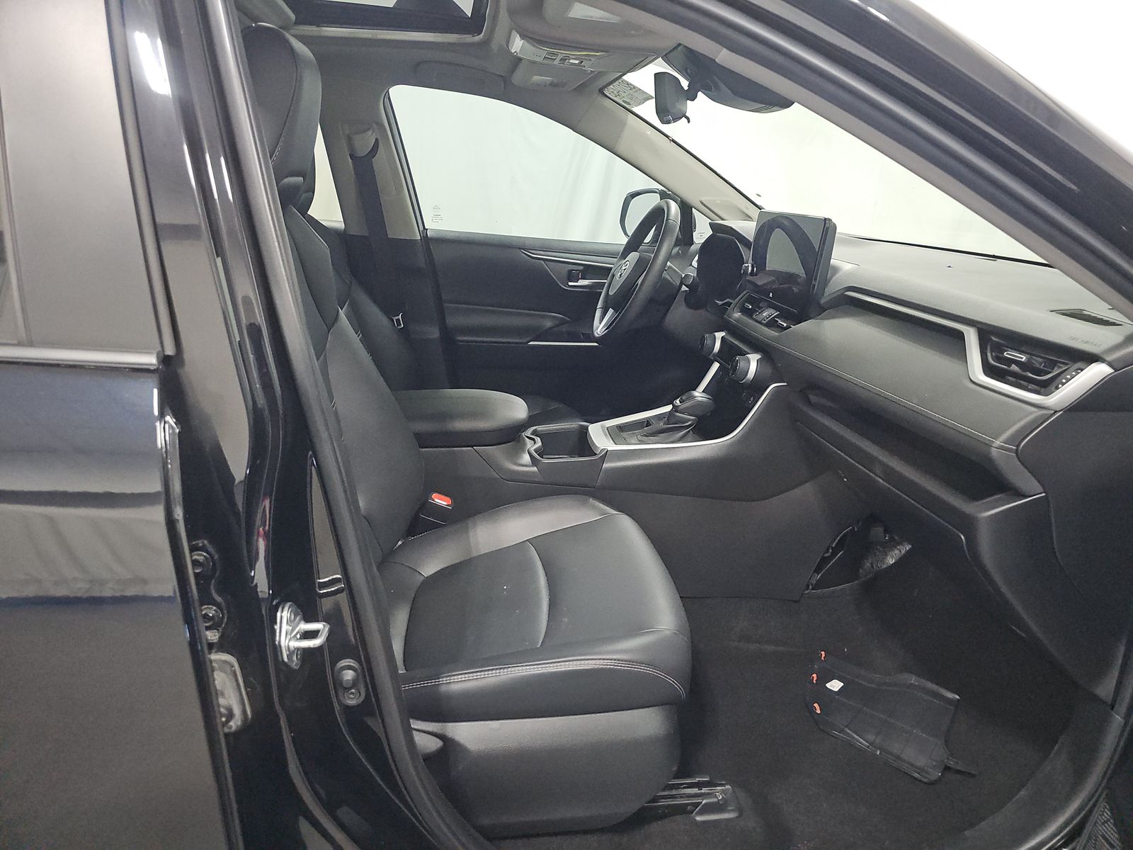 2023 Toyota RAV4 XLE Premium FWD