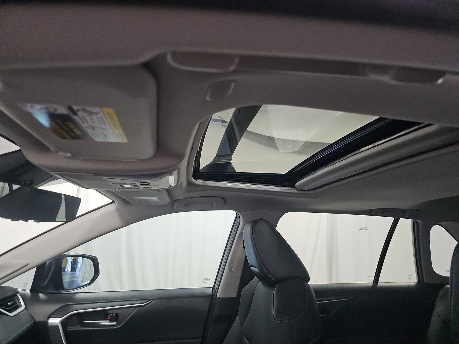 2023 Toyota RAV4 XLE Premium FWD