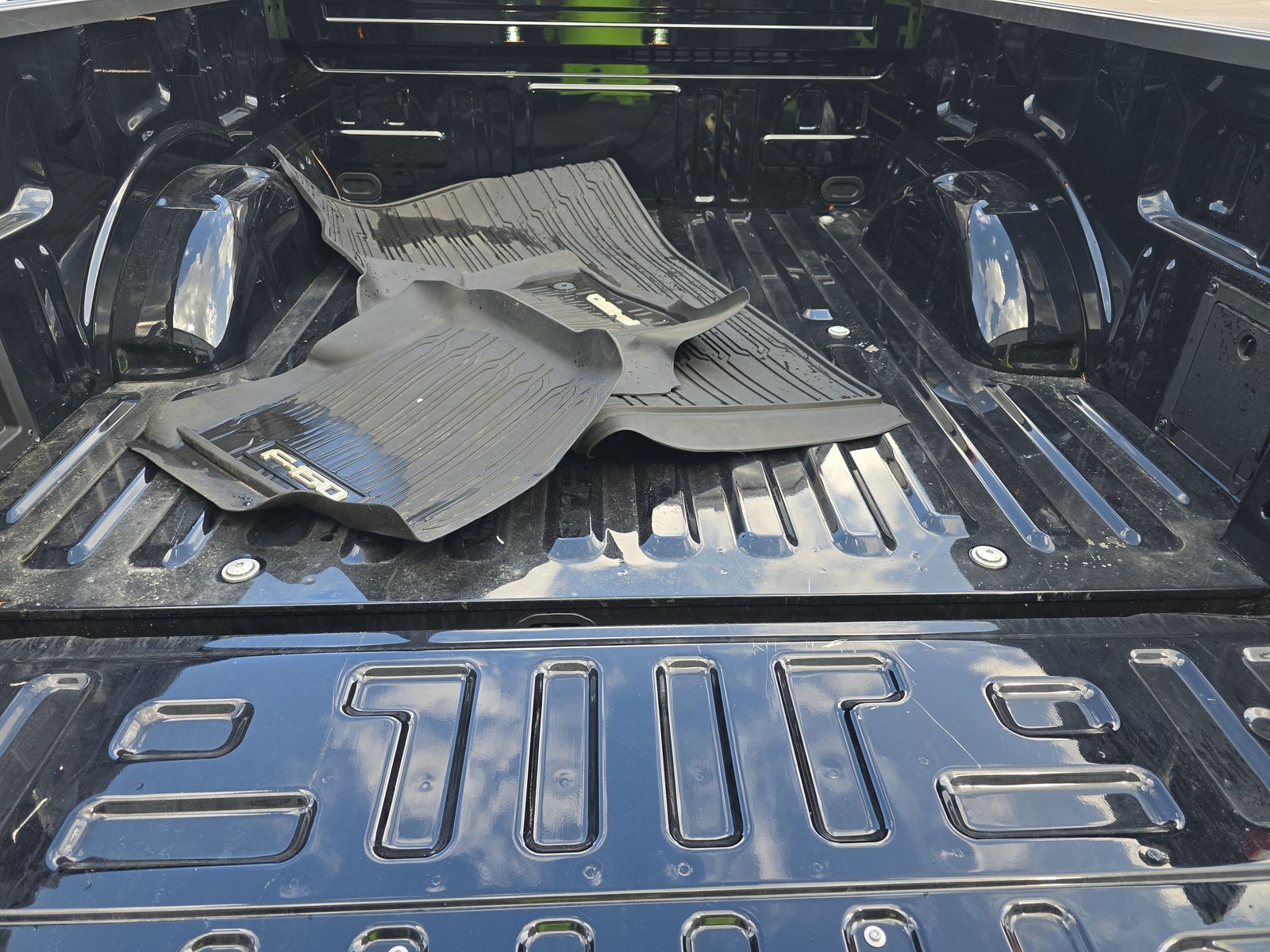 2025 Ford F-150 XLT AWD