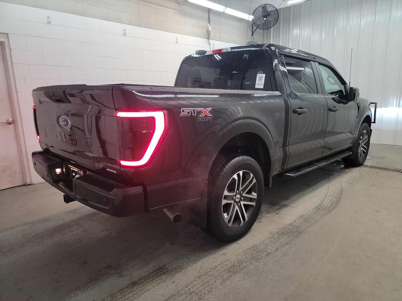 2023 Ford F-150 XL AWD