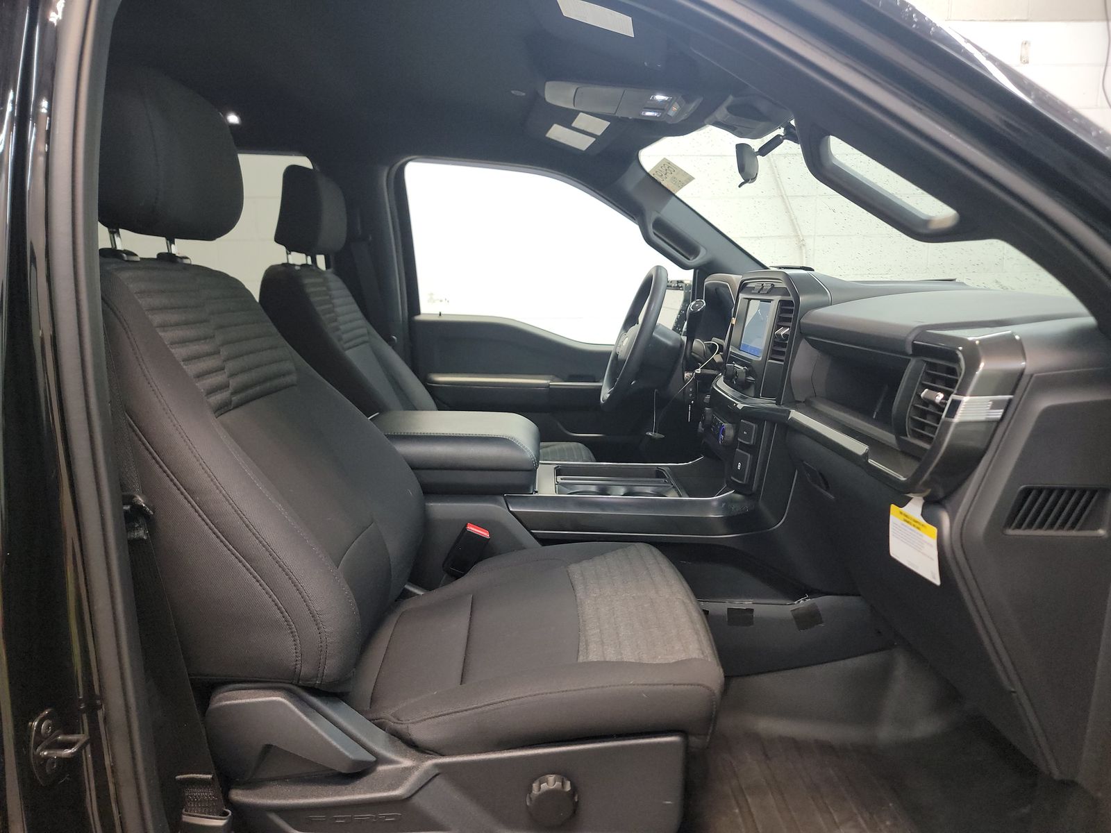 2023 Ford F-150 XL AWD