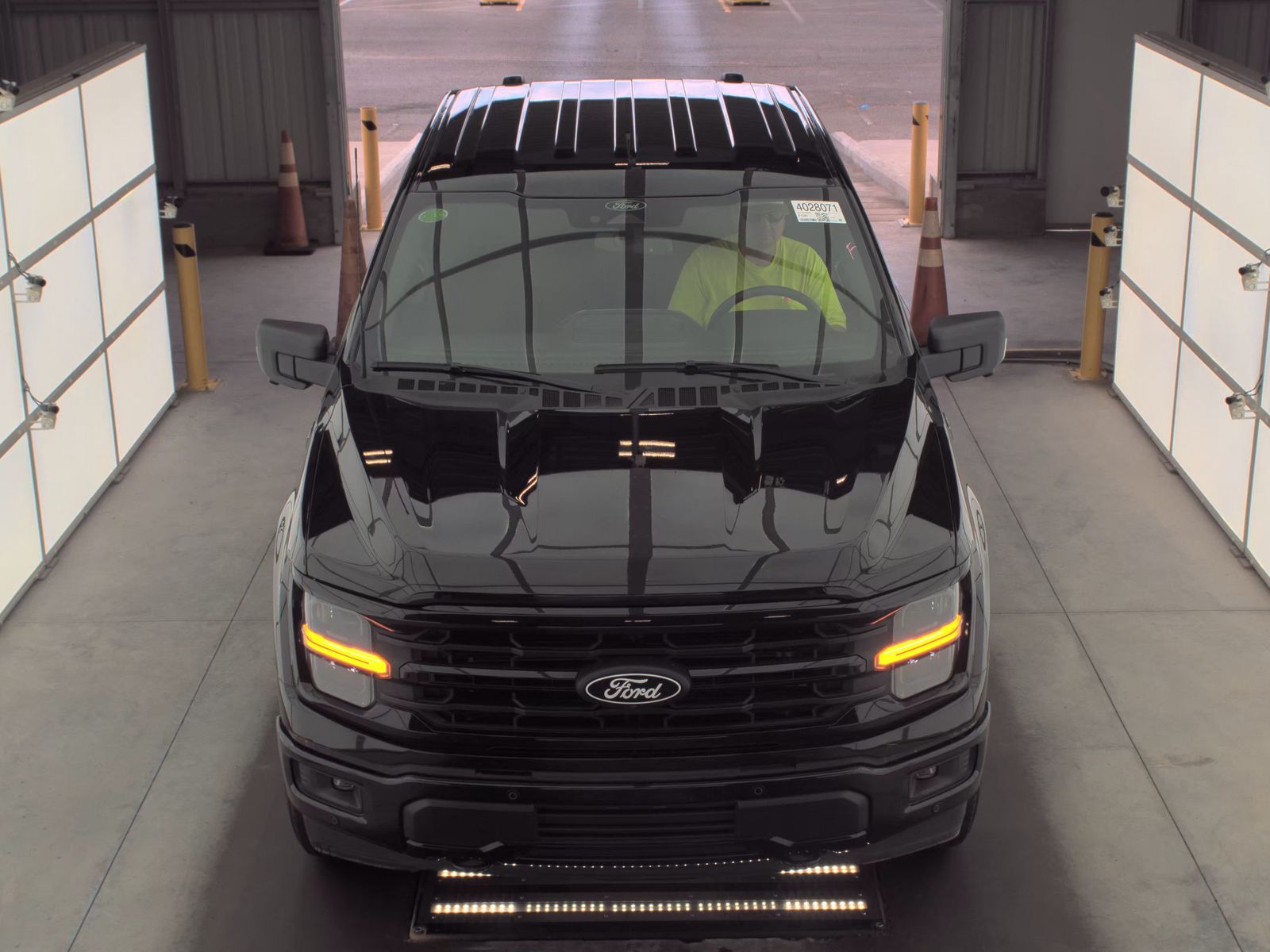 2025 Ford F-150 XLT AWD