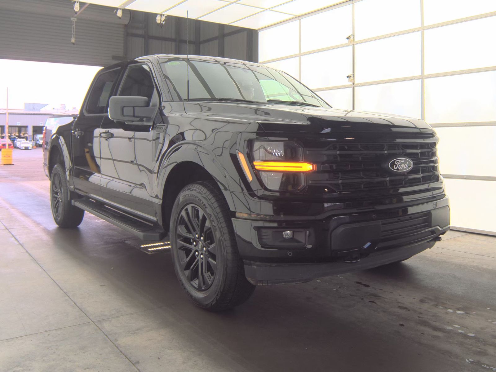 2025 Ford F-150 XLT AWD