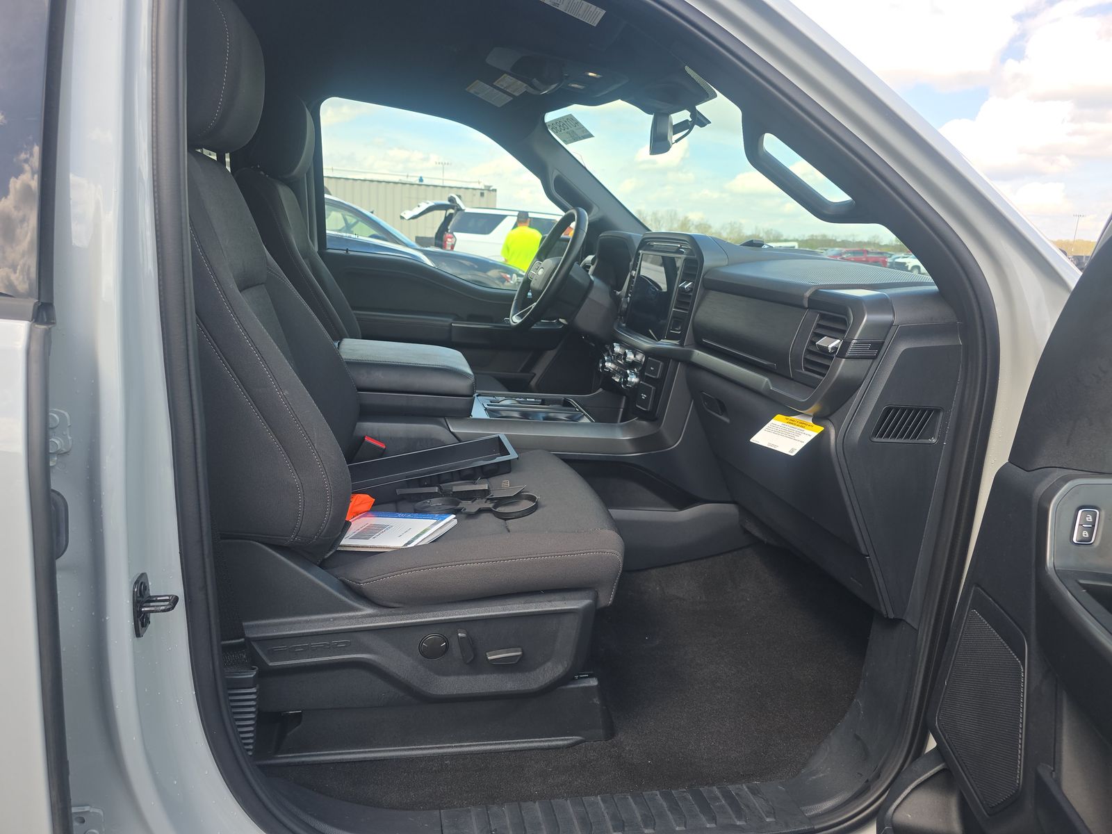 2024 Ford F-150 Hybrid XLT AWD