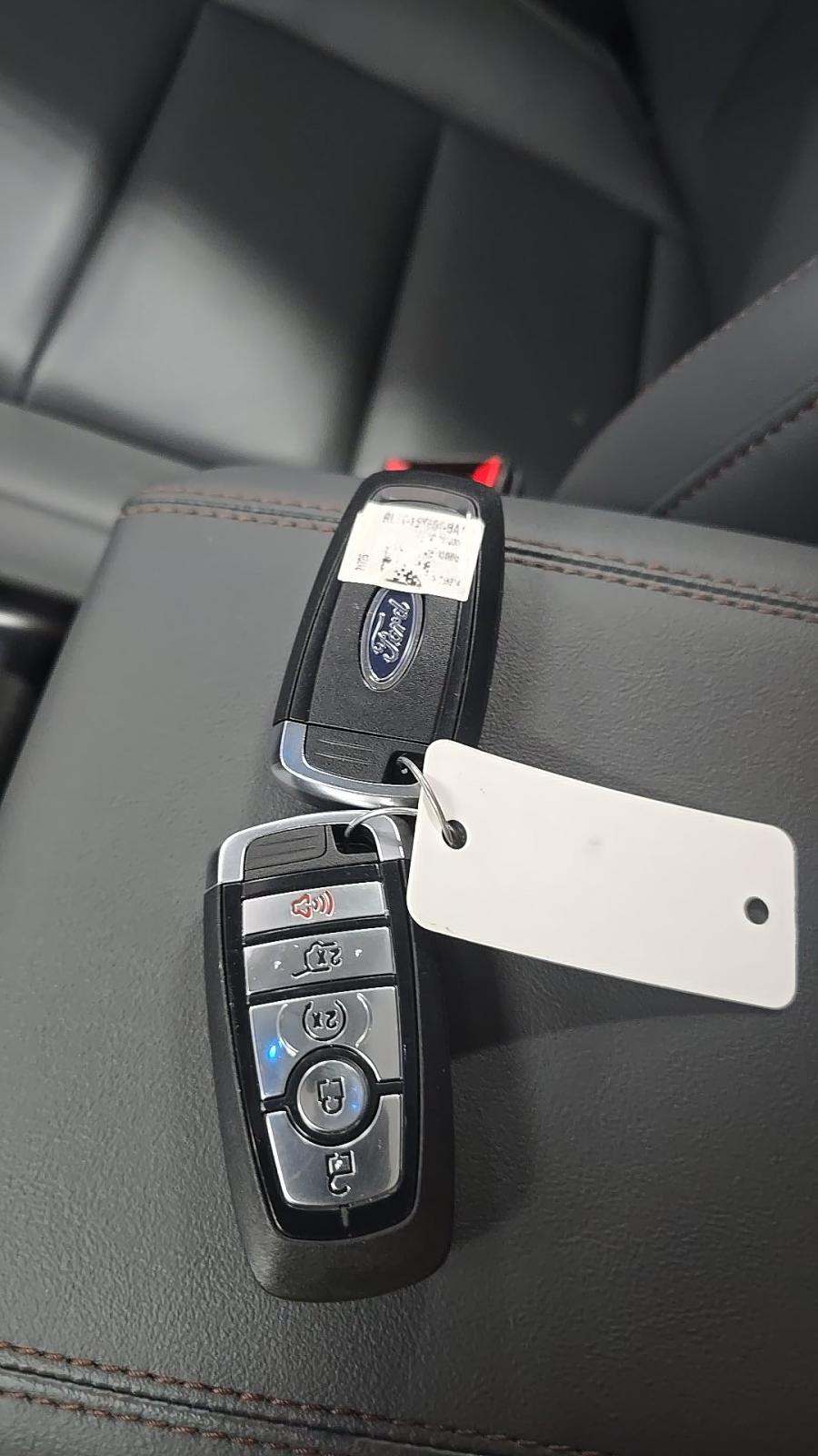 2025 Ford Explorer Active AWD