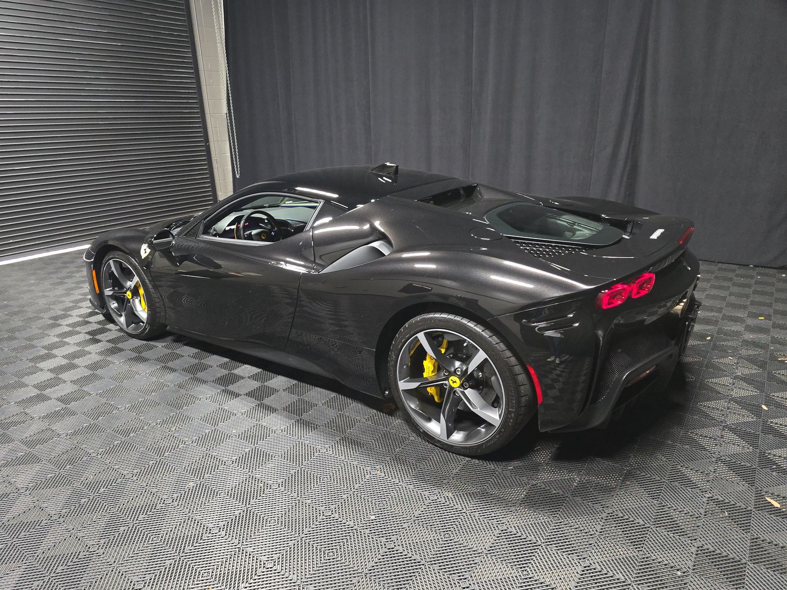 2023 Ferrari SF90 Stradale Base AWD