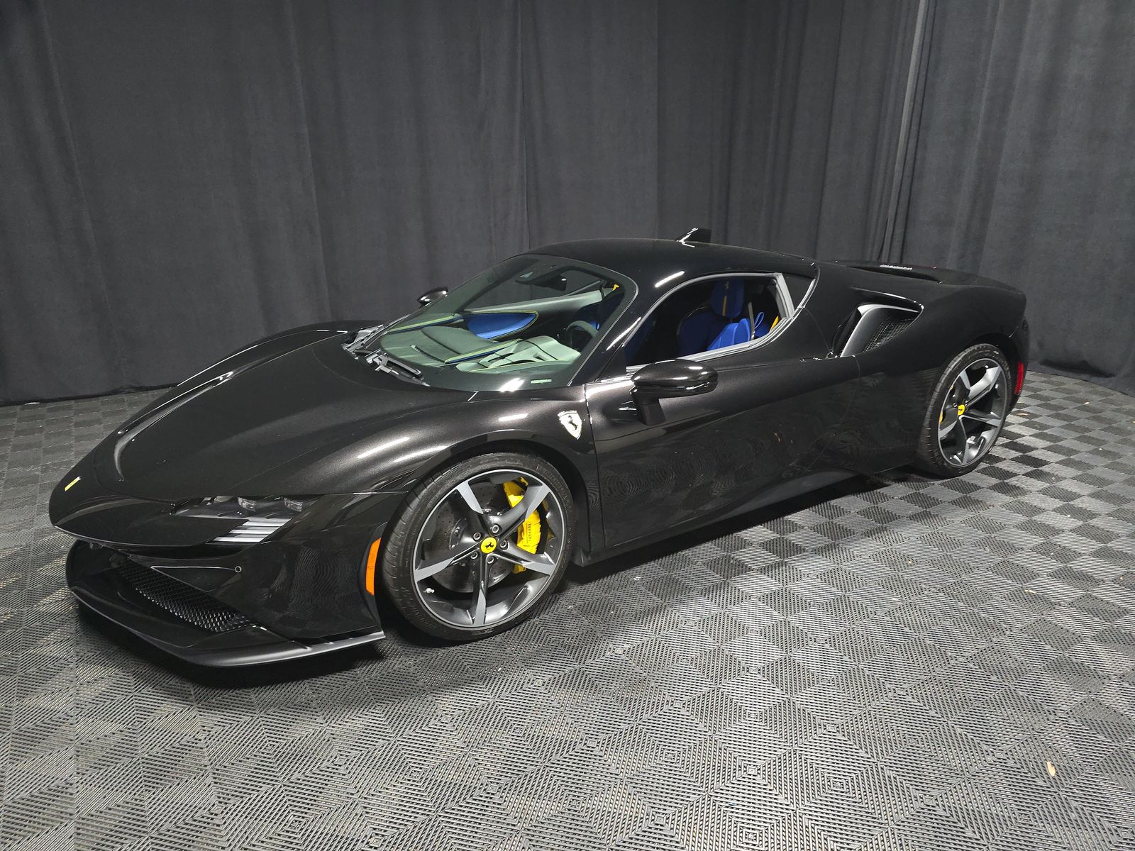 2023 Ferrari SF90 Stradale Base AWD