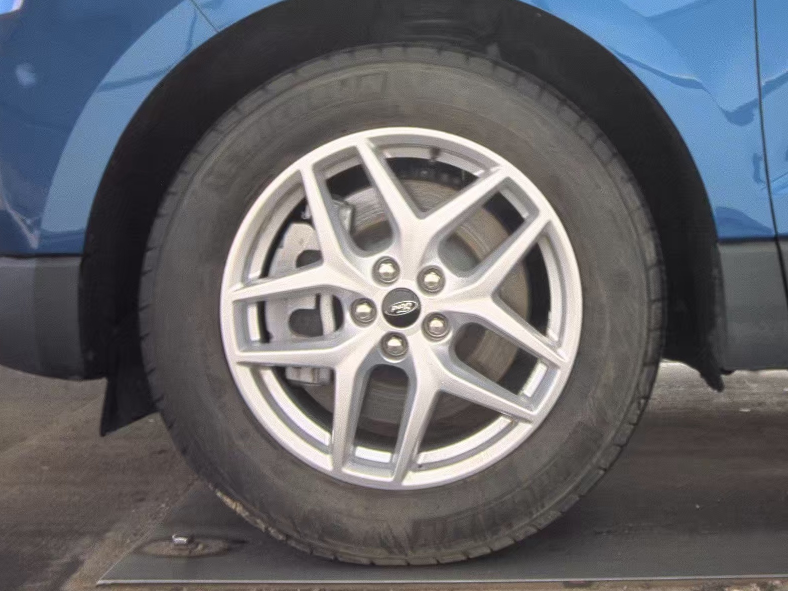 2023 Ford Edge SEL AWD