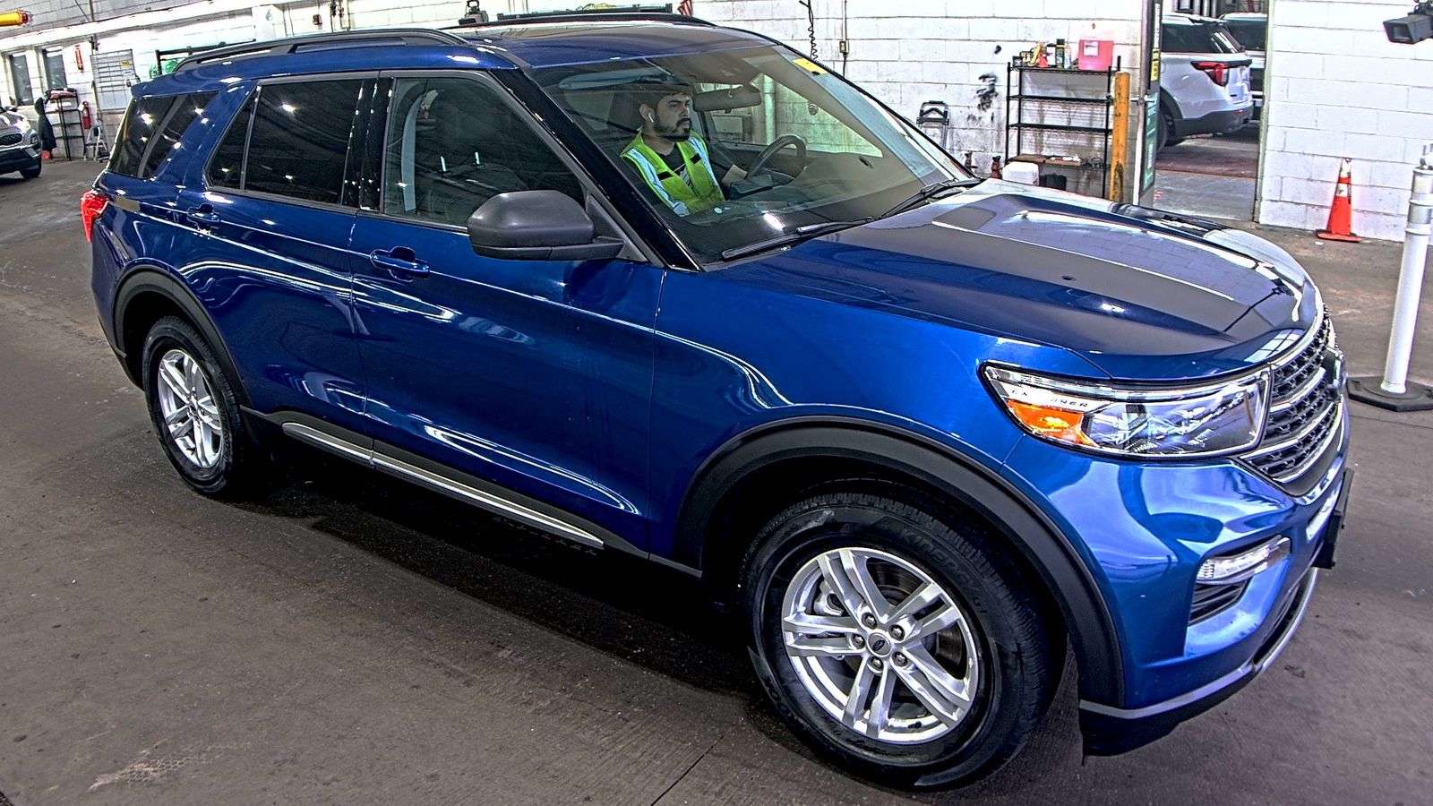 2022 Ford Explorer XLT AWD