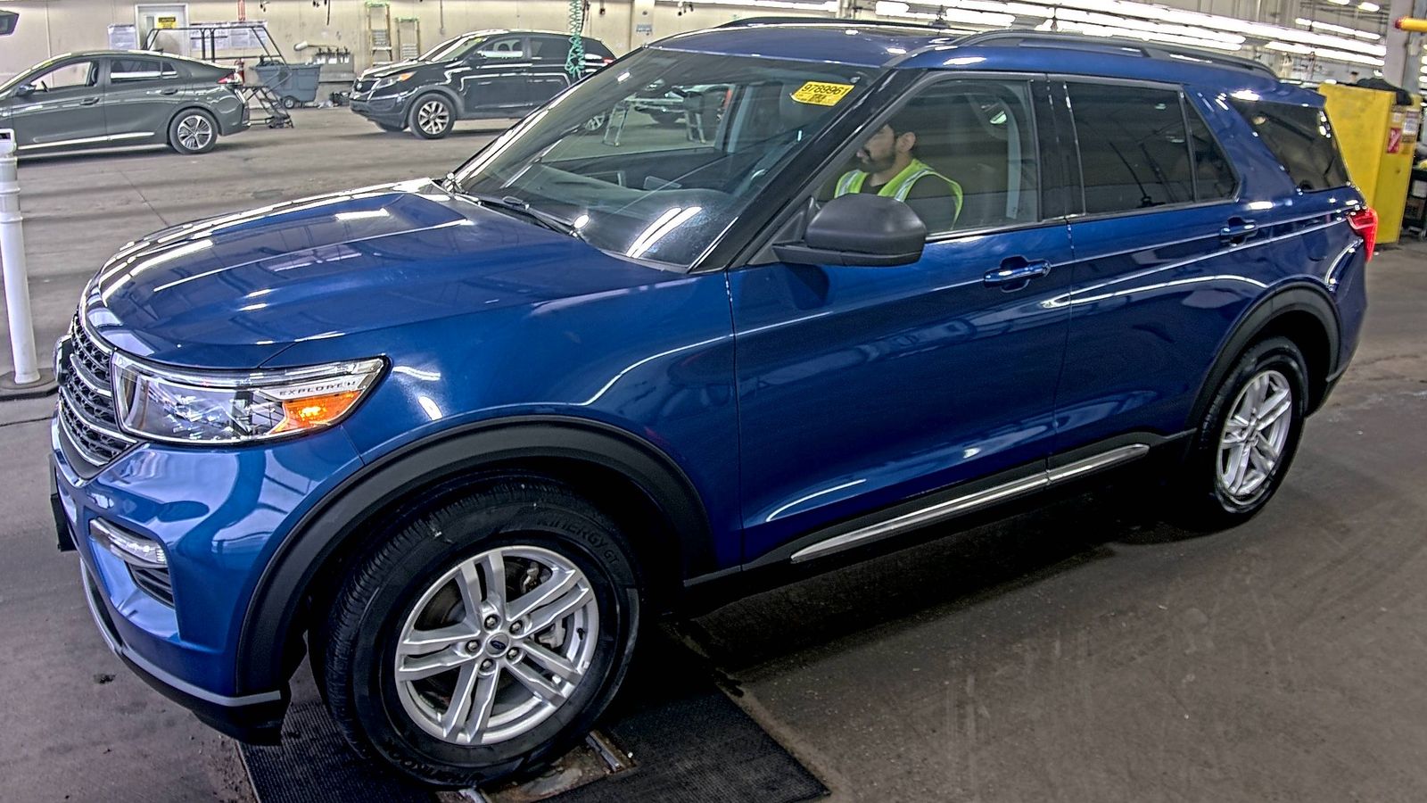 2022 Ford Explorer XLT AWD