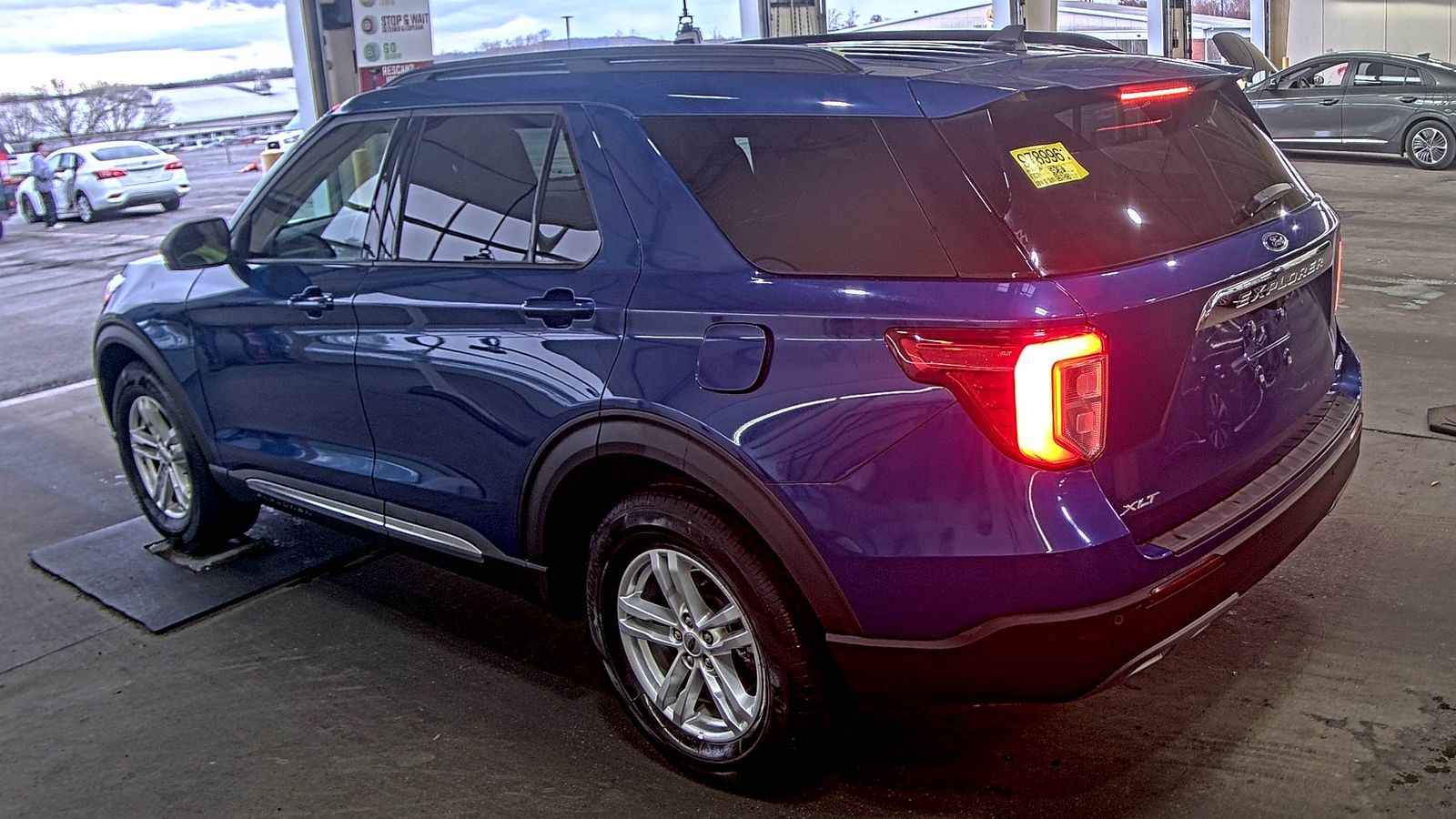 2022 Ford Explorer XLT AWD
