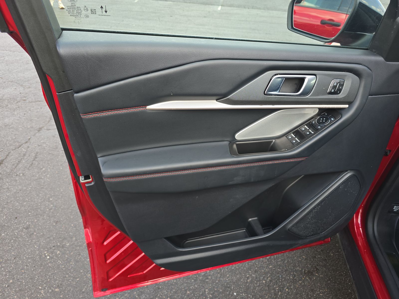 2025 Ford Explorer ST AWD