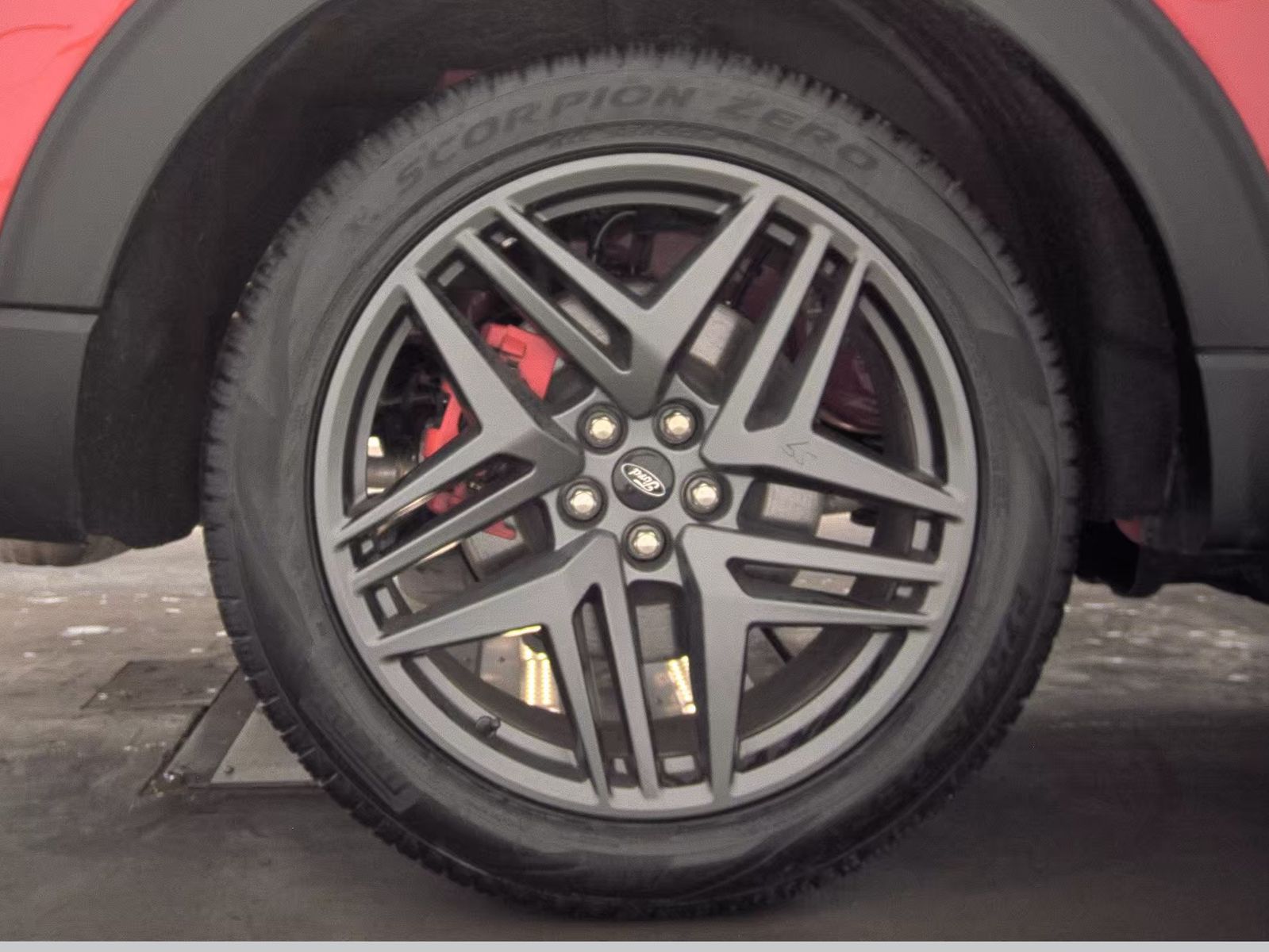 2025 Ford Explorer ST AWD