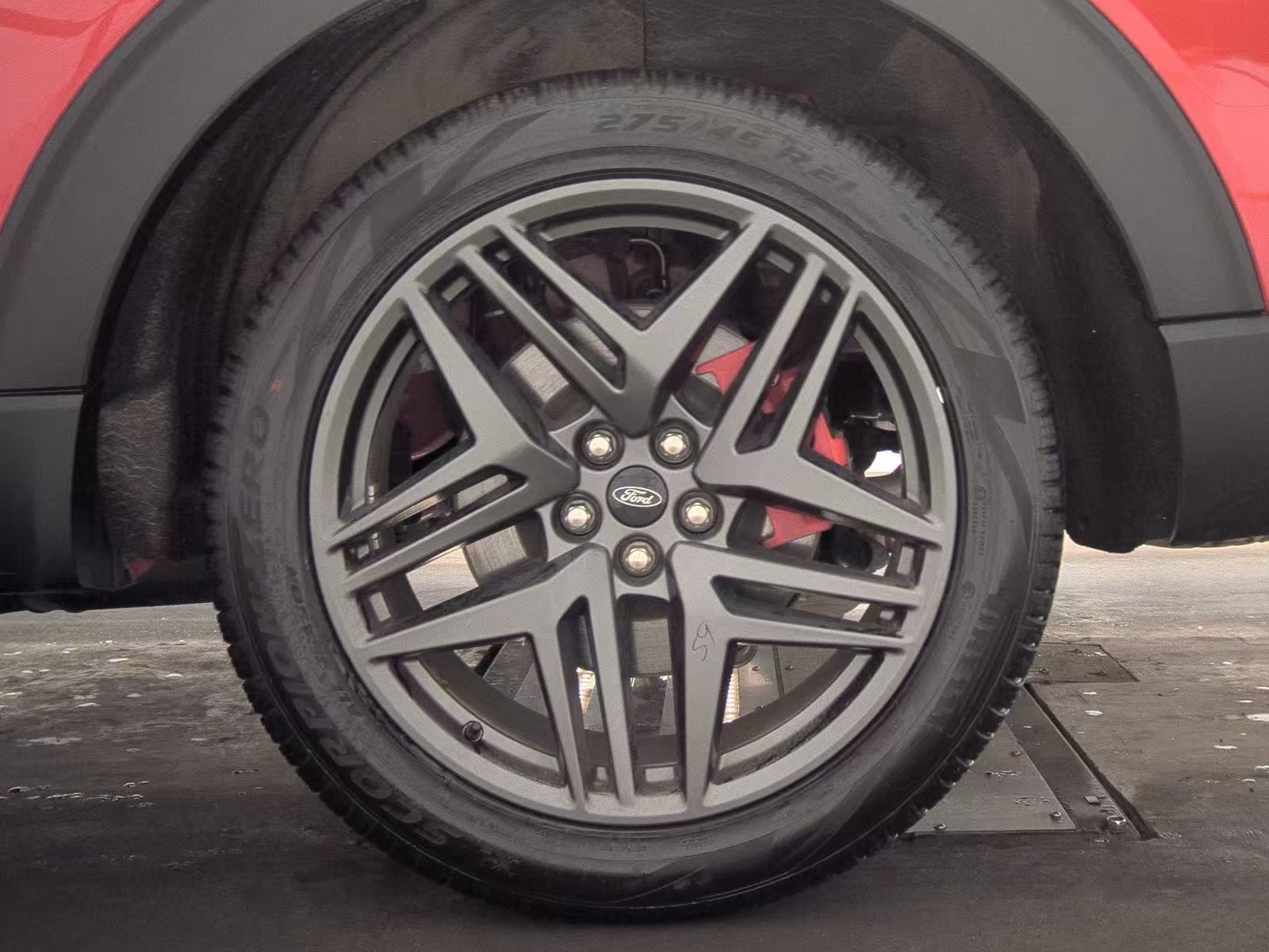 2025 Ford Explorer ST AWD