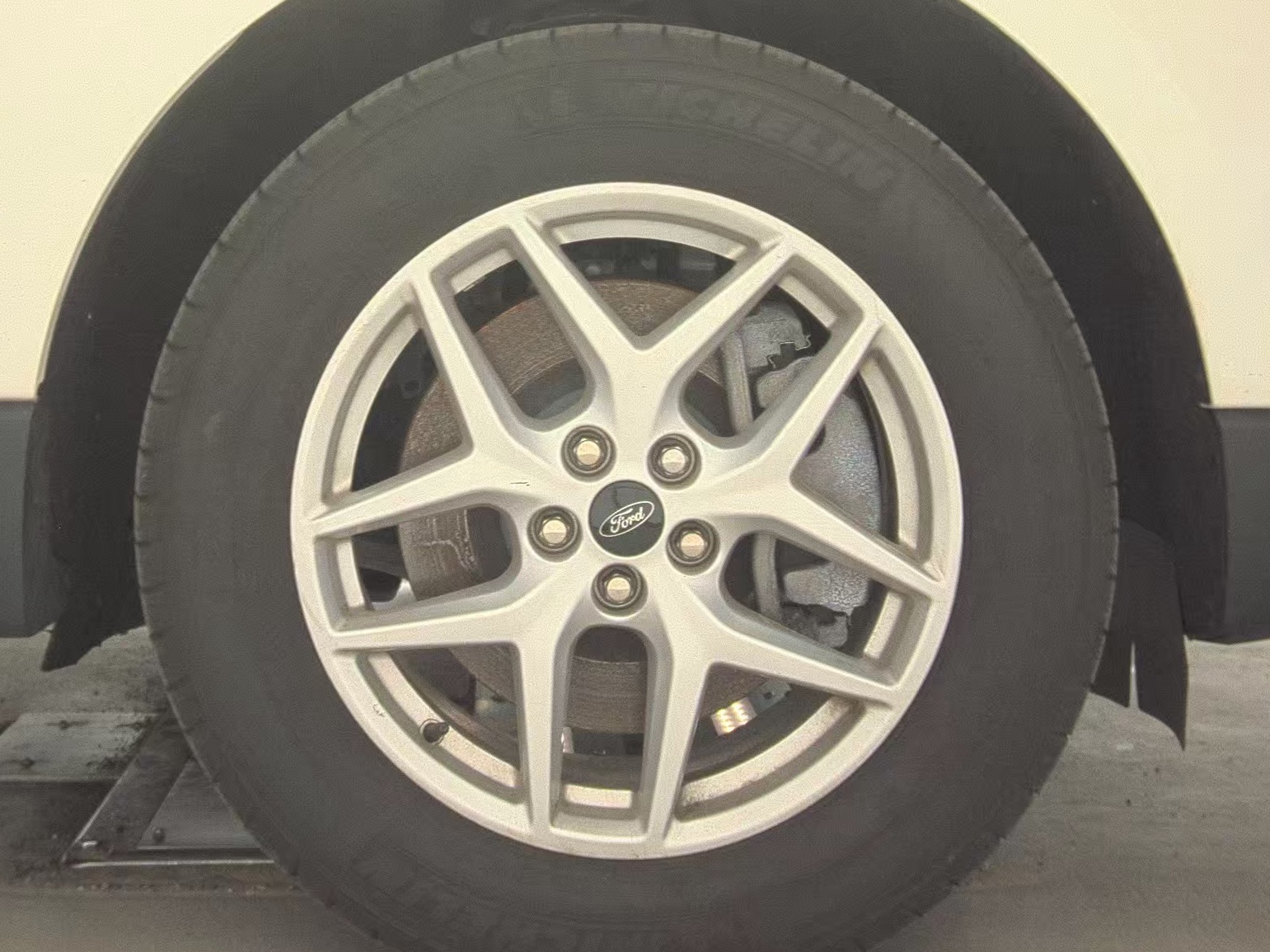 2023 Ford Edge SEL AWD