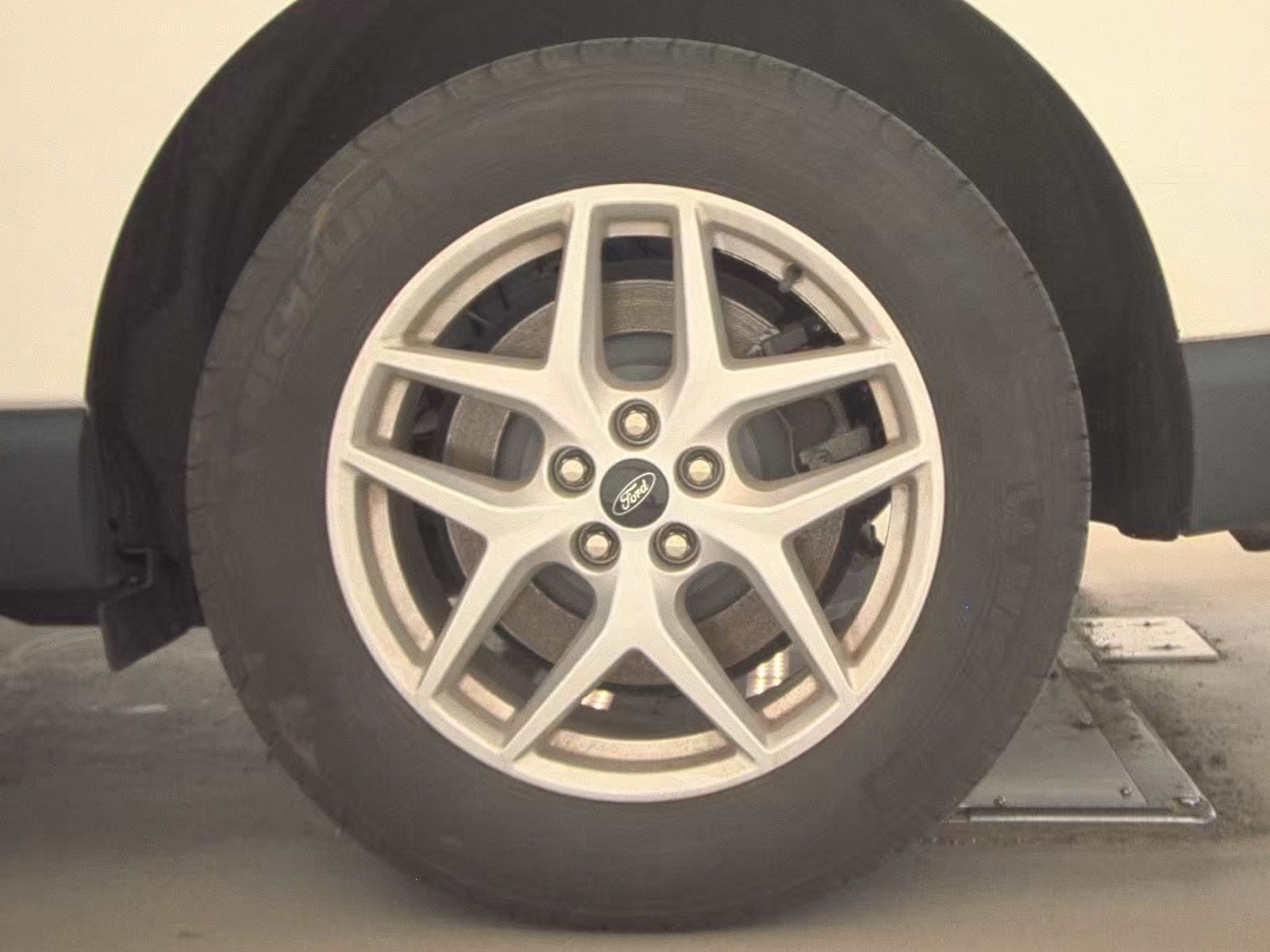 2023 Ford Edge SEL AWD