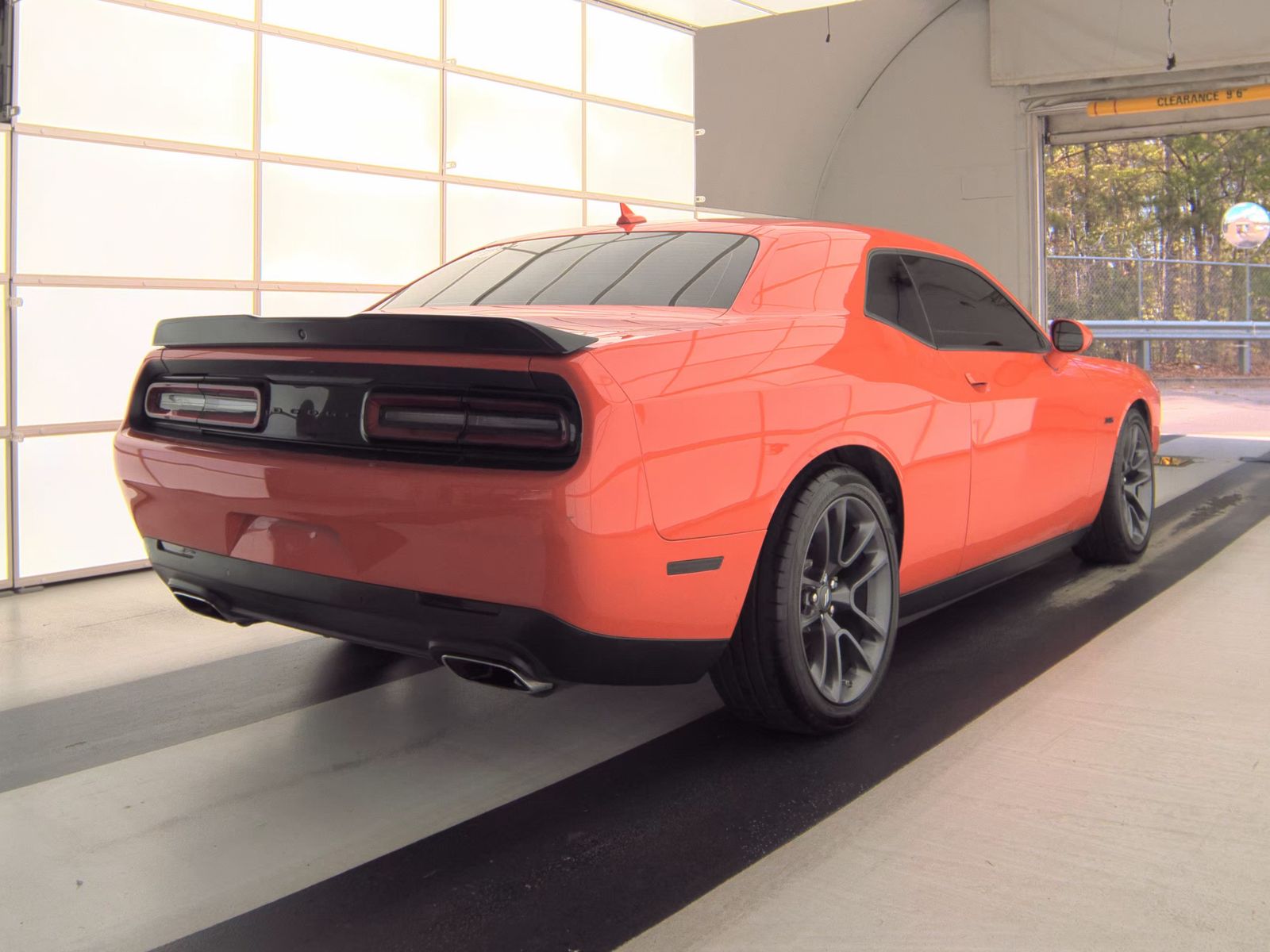 DODGE CHALLENGER - 6