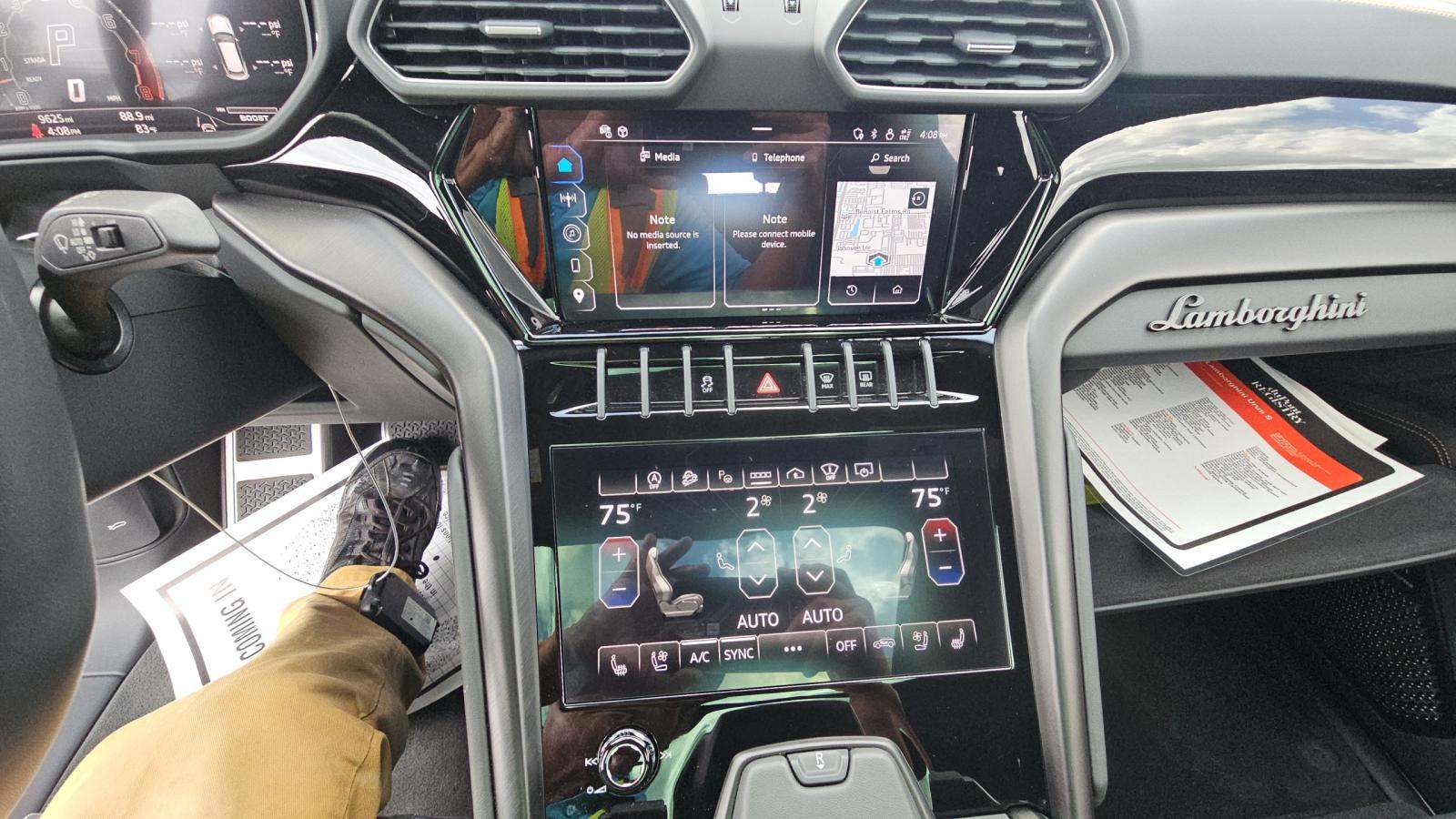 2024 Lamborghini Urus S AWD