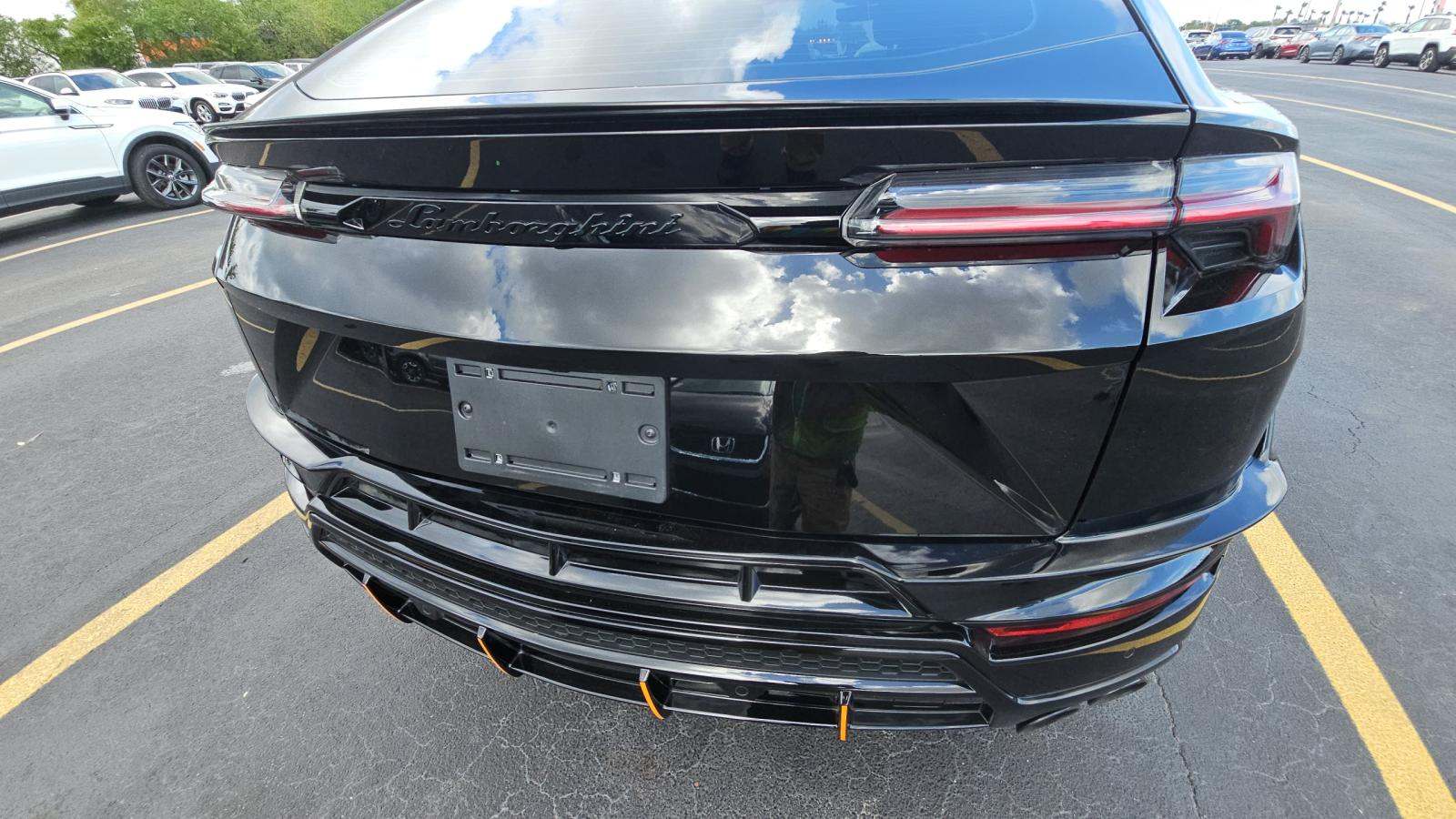 2024 Lamborghini Urus S AWD