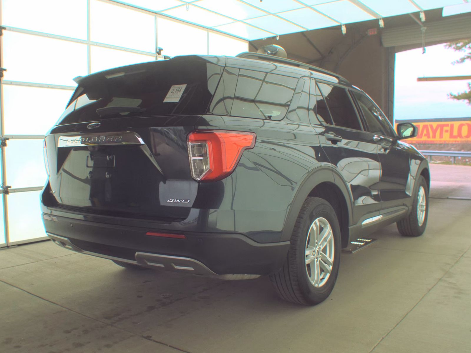 2023 Ford Explorer XLT AWD