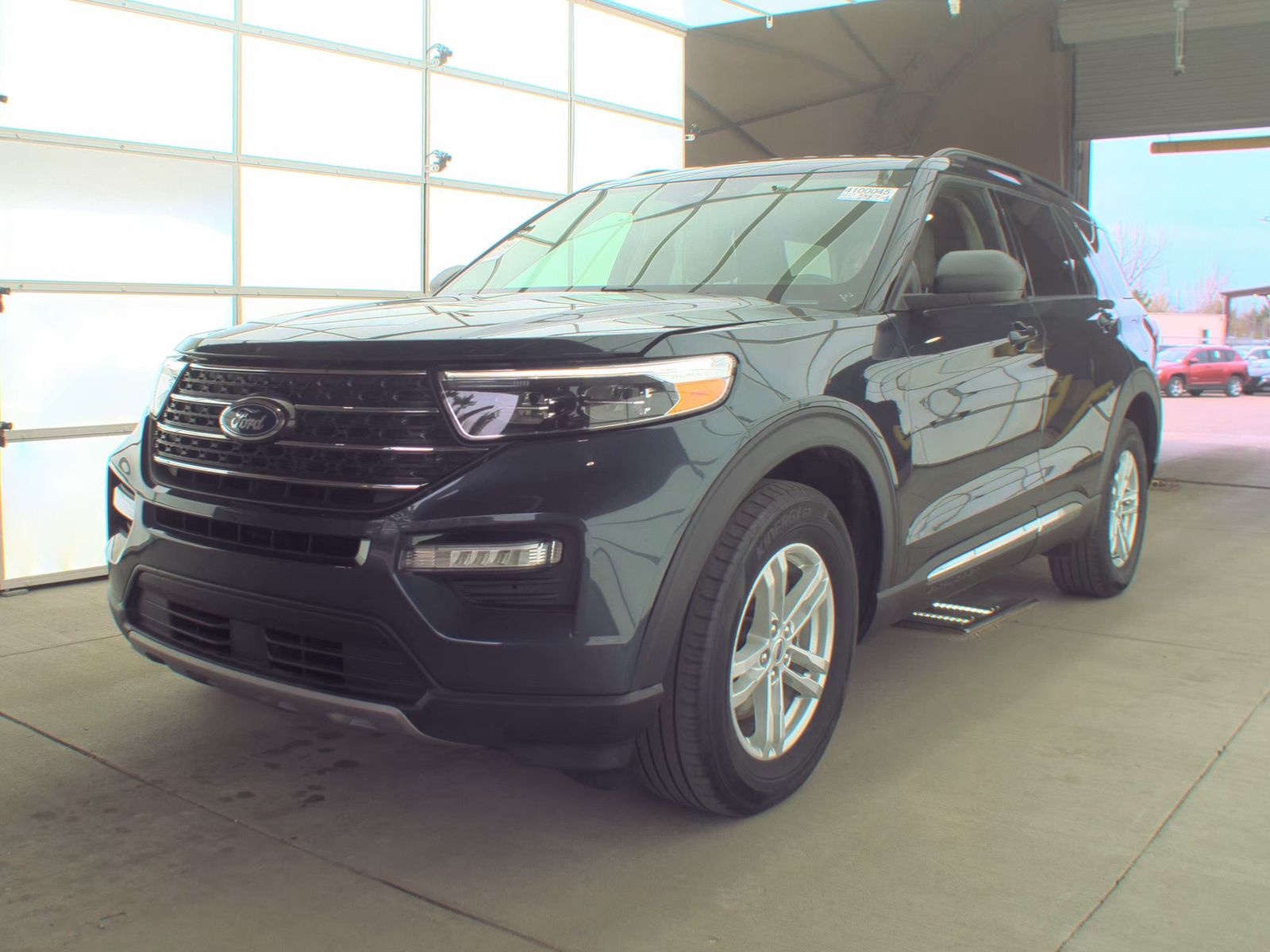 2023 Ford Explorer XLT AWD