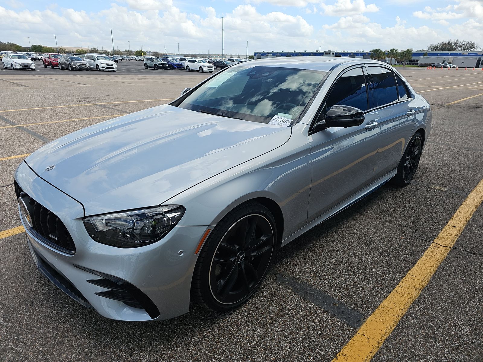 MERCEDES-BENZ E-CLASS - 1