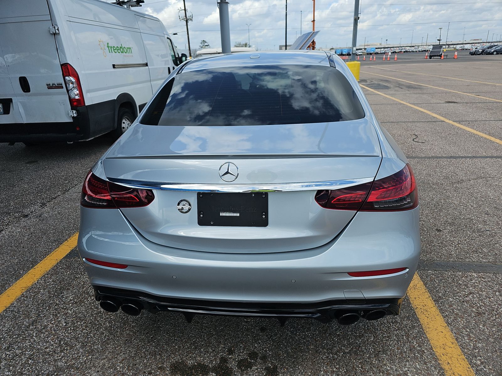 MERCEDES-BENZ E-CLASS - 6