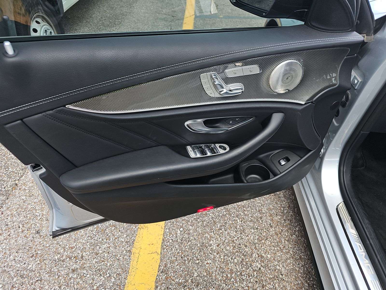 MERCEDES-BENZ E-CLASS - 10