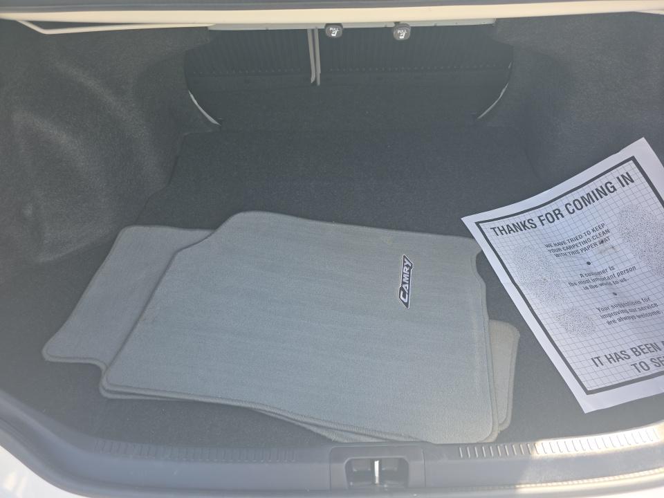 2017 Toyota Camry XLE FWD